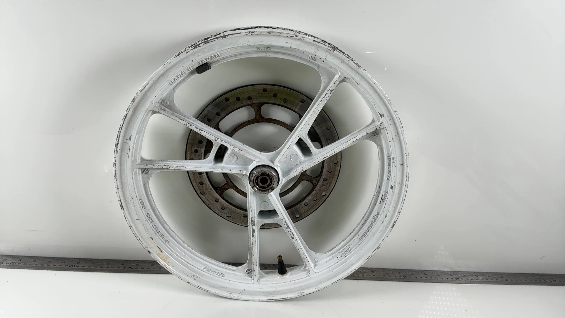 Suzuki RG125 RG80 Gamma NF12A 125cc Front Wheel Rim 1985-91 OEM 54111-36A02-28W