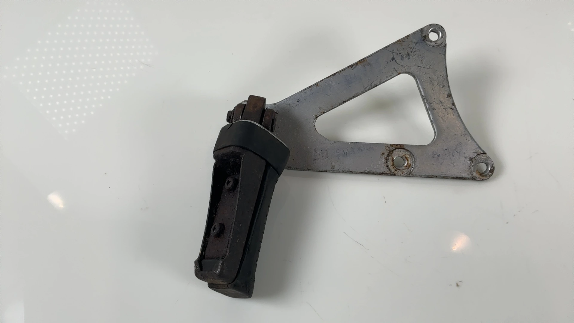 Suzuki RG125 Gamma 125cc Left Rear Footpeg Rest Bracket 1985-91 OEM 43750-36A01 - Image 1