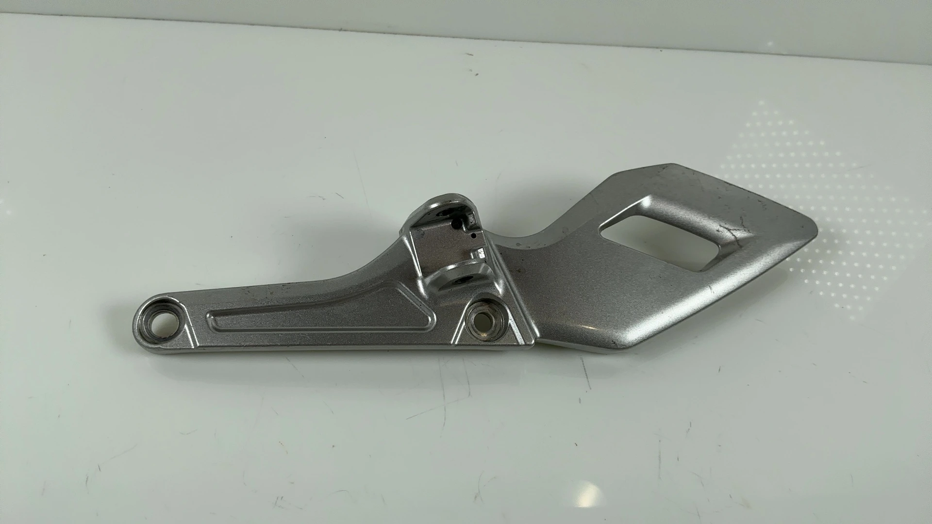 Honda VFR1200F SC63 1200cc Front Right Footrest Bracket 2010-2017 50600-MGE-000