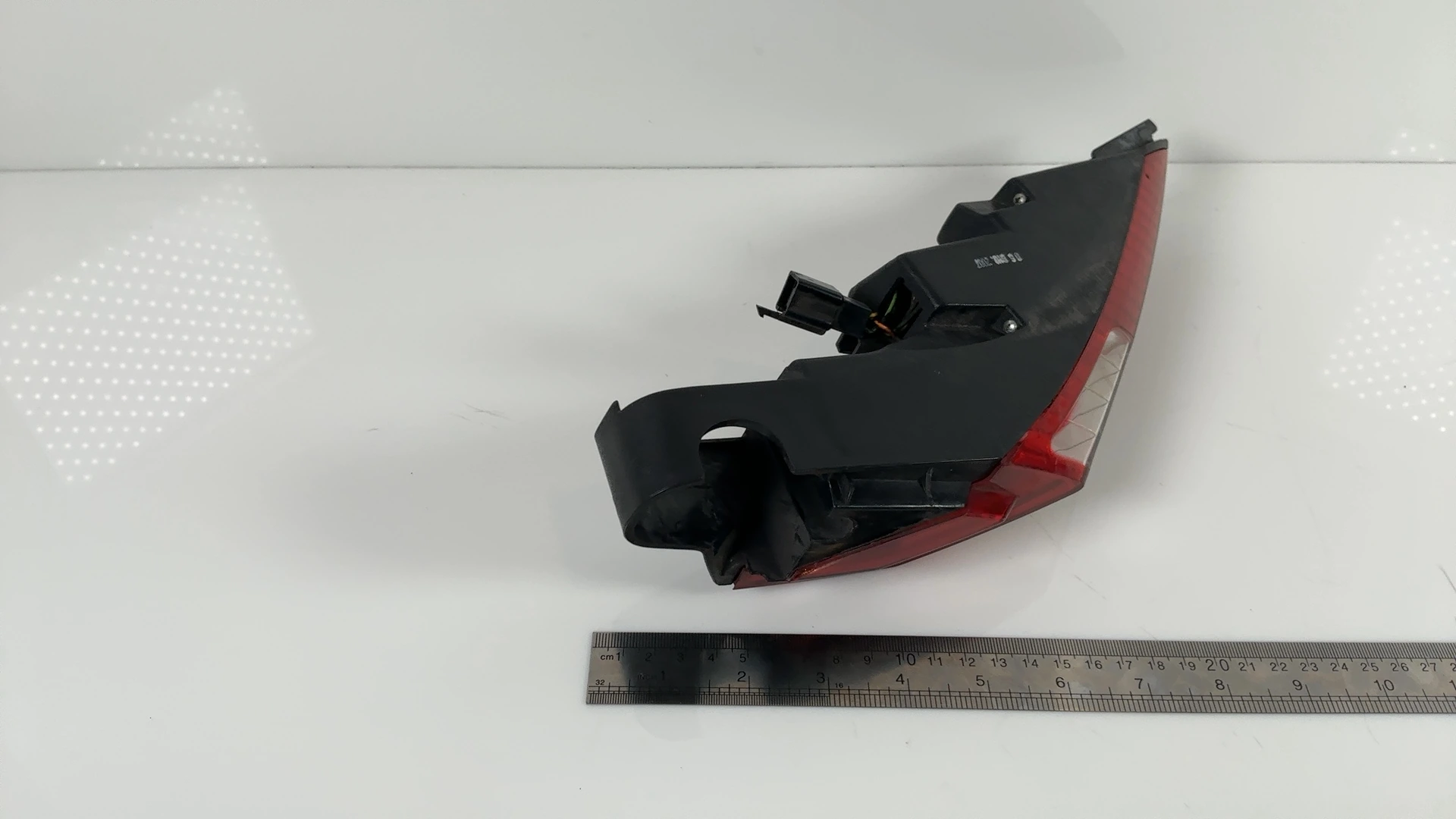 Peugeot Satelis 125 1st Gen Left Rear Tail Light Lamp 2006-2012 OEM 766943 - Image 2