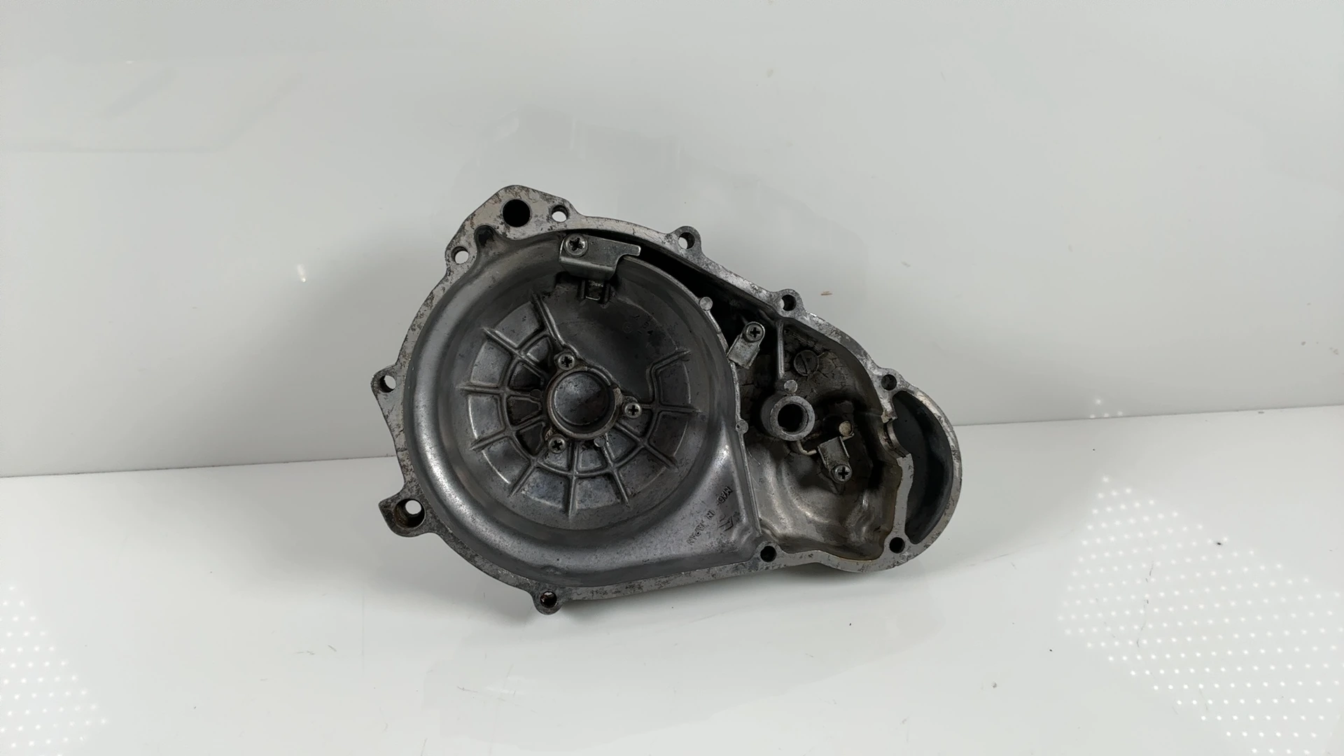 Suzuki GS850 GS850G 850cc Generator Stator Magneto Cover 1980-81 OEM 11351-45001 - Image 5