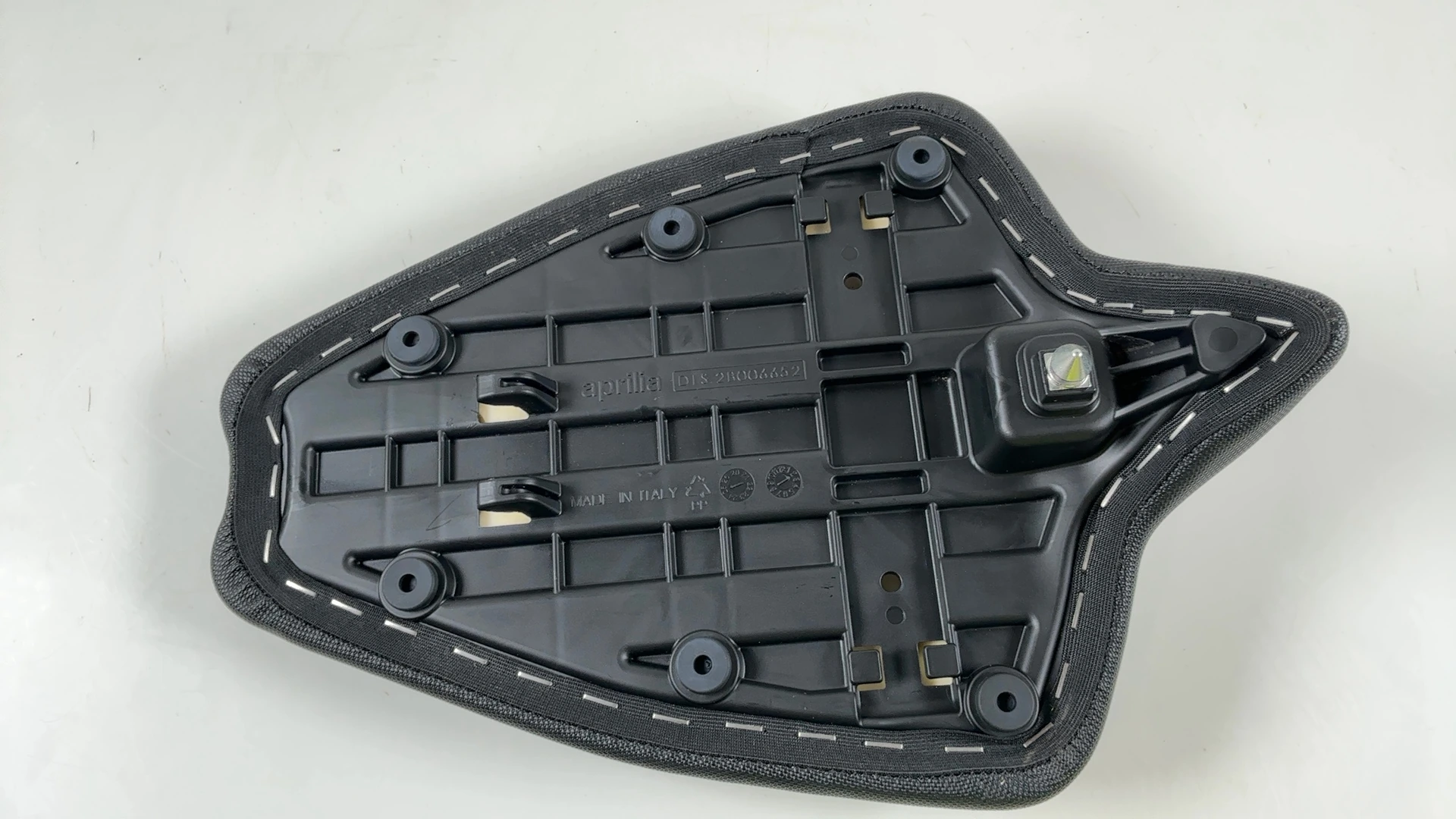 Aprilia Tuono RS 660 Factory 660cc Rear Passenger Seat 2021-2026 OEM 2B006652 - Image 2