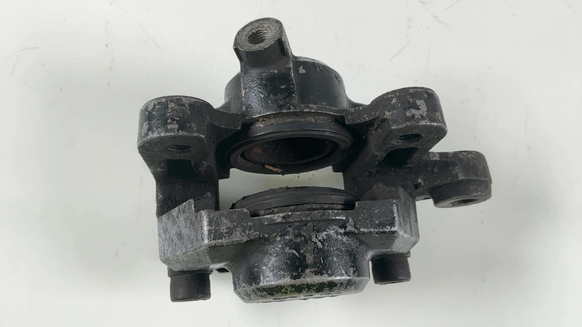 Suzuki GSX750 GR72A 750cc Rear Brake Caliper 1984-1986 OEM 69100-34220 - Image 6