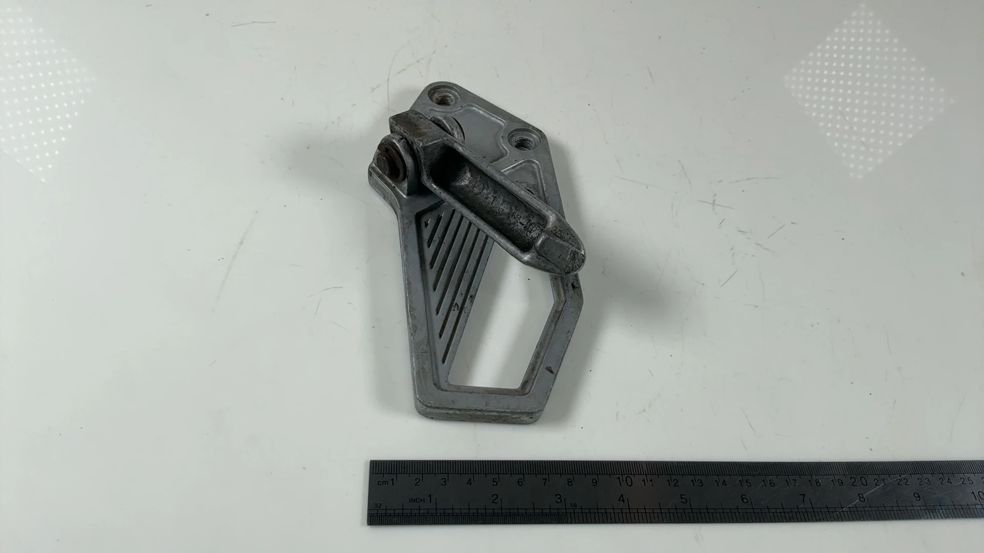 Kawasaki GPX750R ZX750-F 750cc Front Left Footrest Bracket 1987-1990 35011-1314 - Image 5