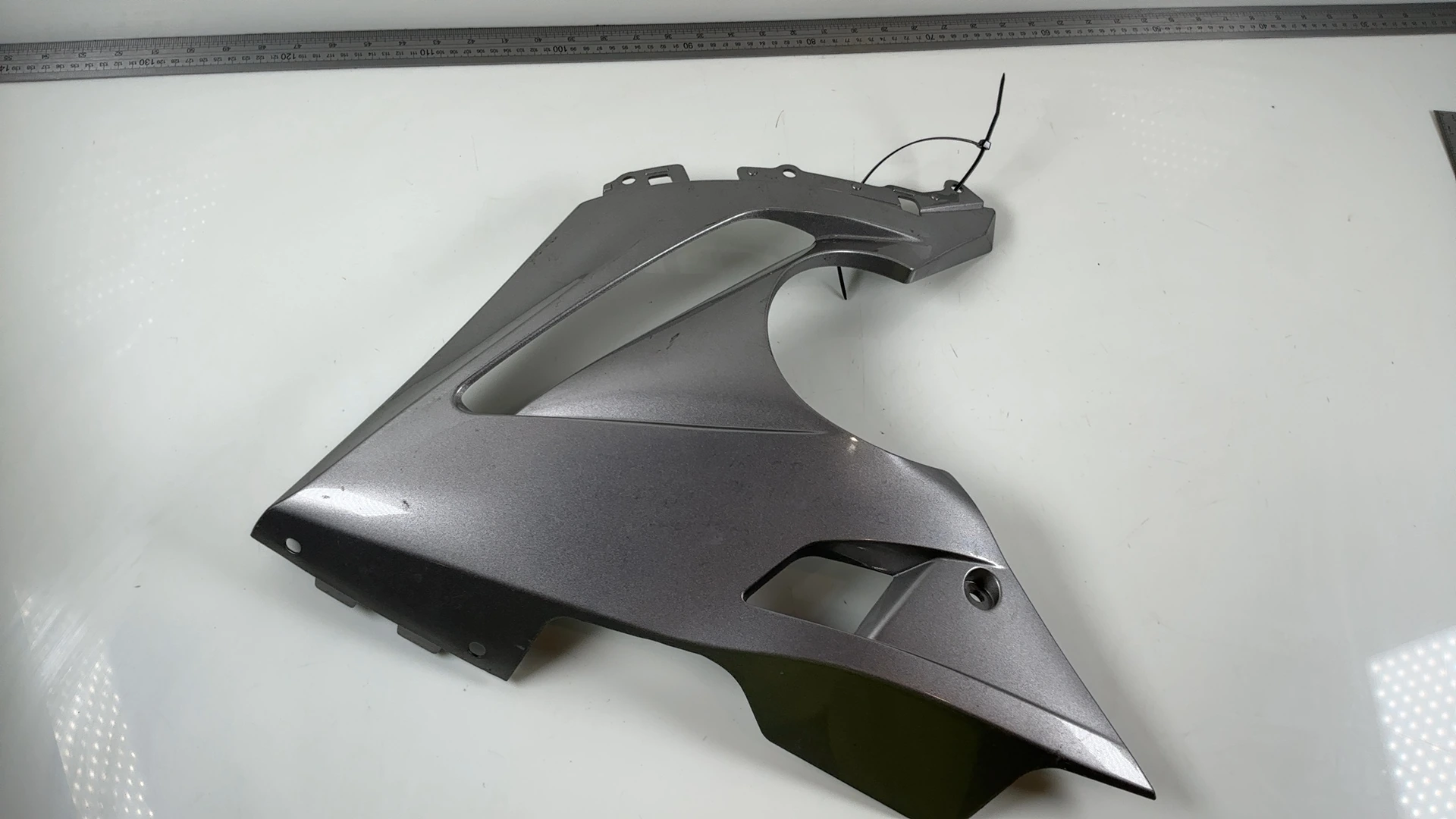 Kawasaki Ninja 650 ER-6f EX650 650cc Left Lower Fairing 2009-2011 OEM 55028-0238 - Image 1