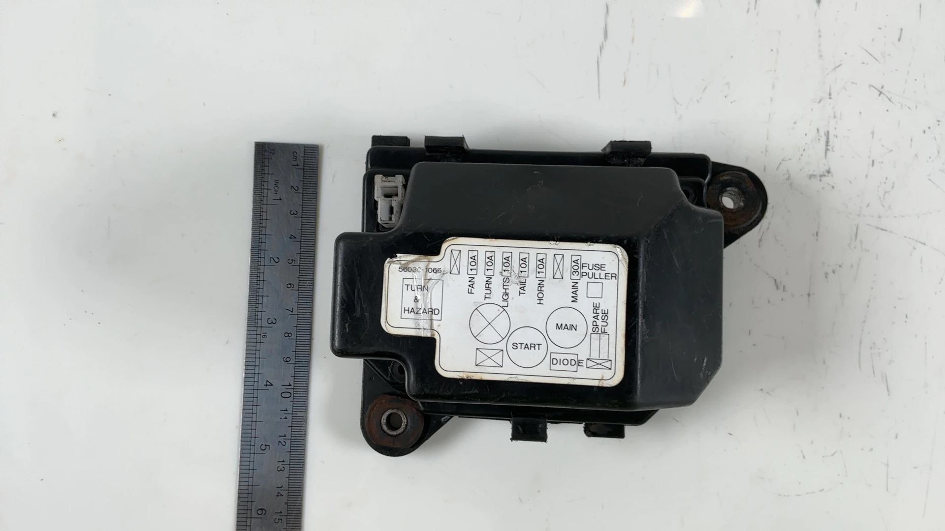 Kawasaki GPZ 1000 RX ZXT00A 1000cc Fuse Junction Box 1986 1987 OEM 56030-1066 - Image 5