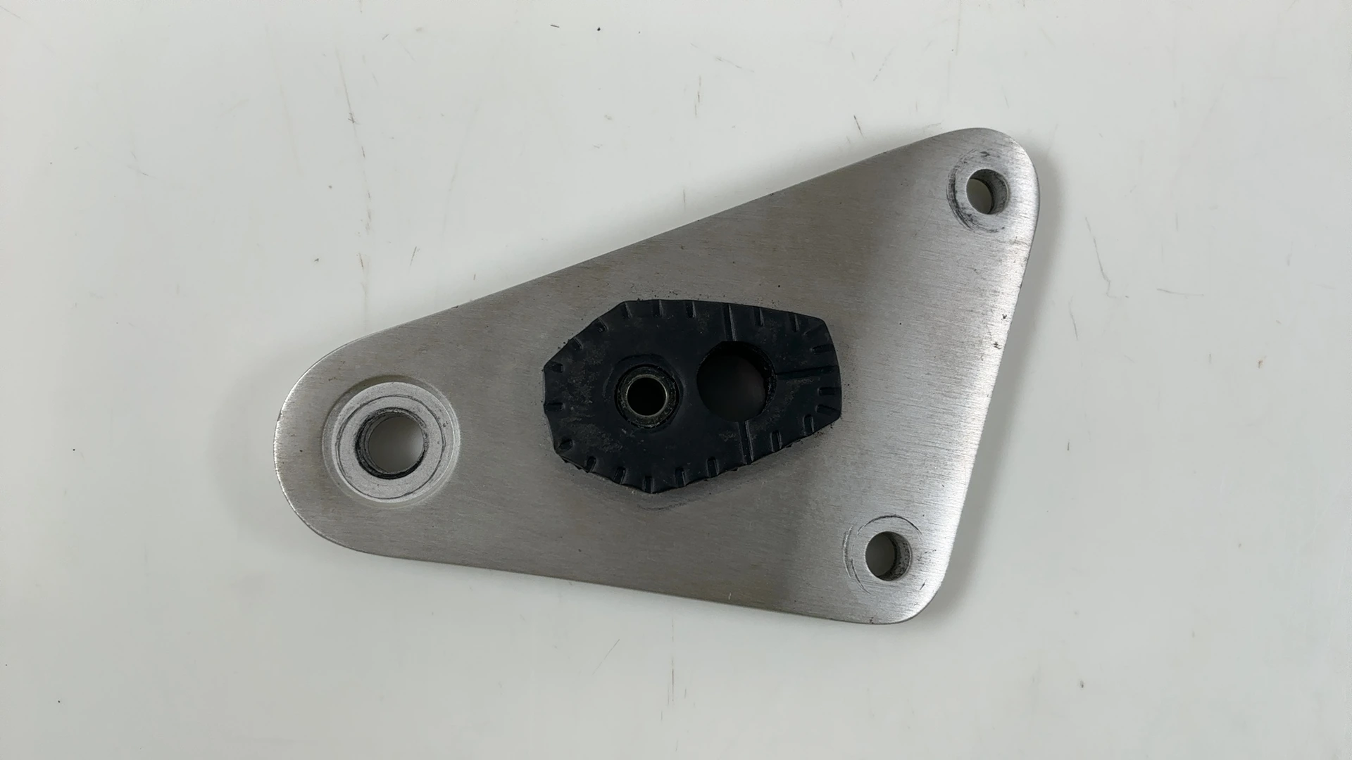 Suzuki Bandit GSF600 600CC Front Right Indicator Bracket 1995-04 OEM 51530-26E00