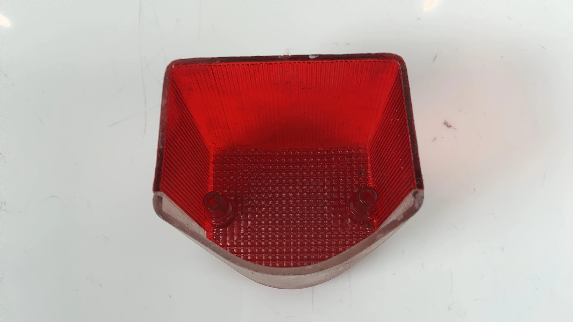 Yamaha DT125LC Mk1 125cc Tail Light Lens 1982-1984 OEM 10V-84521-00 - Image 4