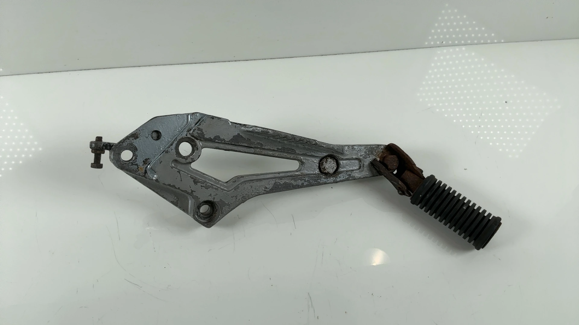 Yamaha RD125LC RD125 Right Rear Footrest Bracket Hanger 1985-87 OEM 10W-27443-01 - Image 2