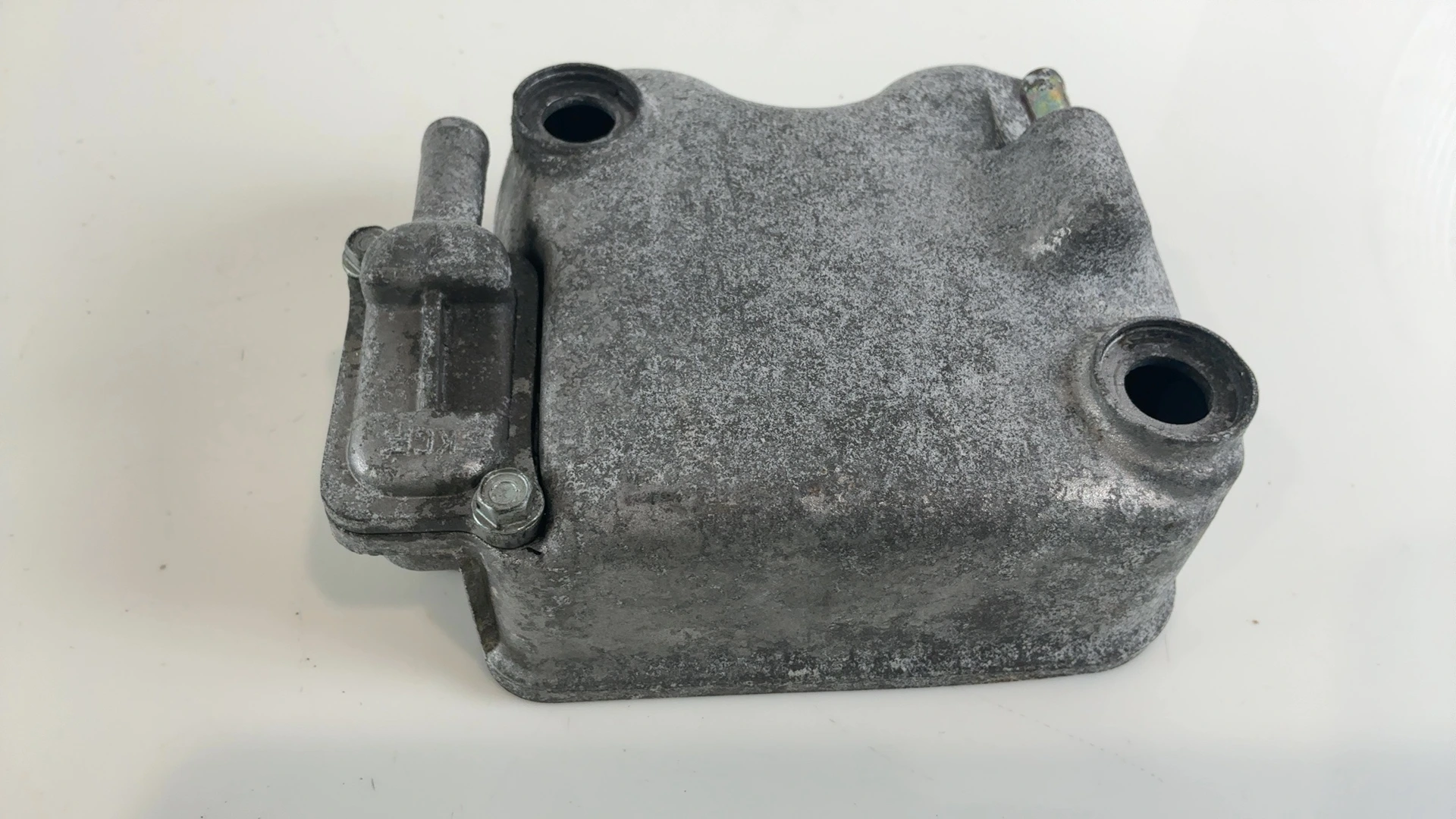 Honda Dylan SES125 125 Cylinder Head Valve Cover 2002-2006 OEM 12310-KGF-911 - Image 6
