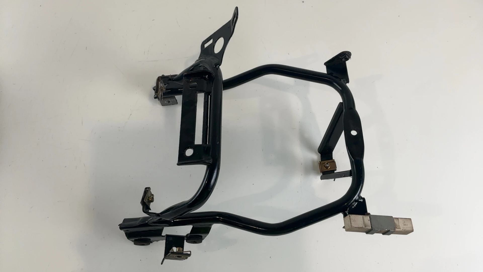 Suzuki Katana AY50 50cc Radiator Holder Bracket Brace 1997-2005 17740-02E10-EE3 - Image 1