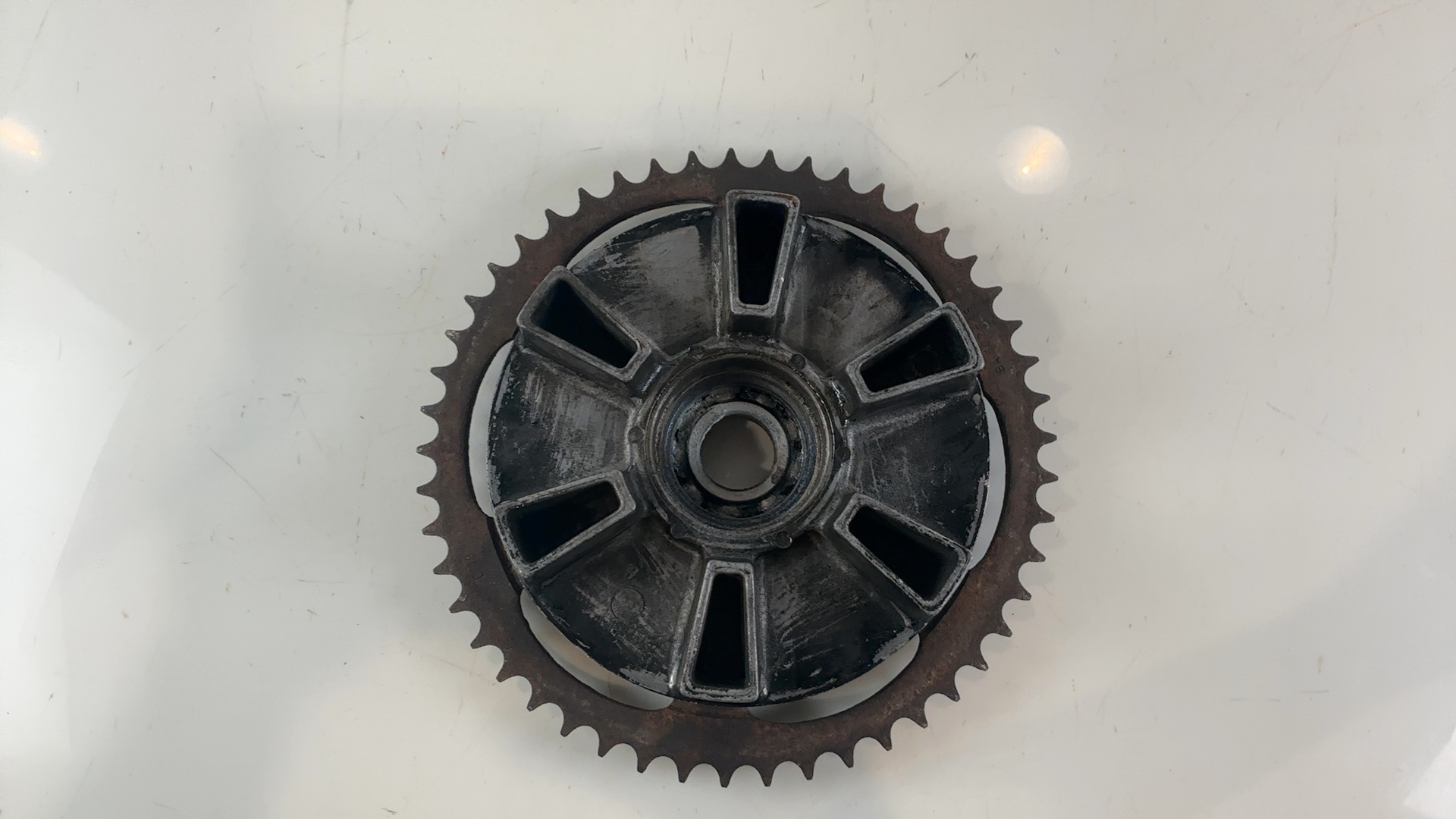 Kawasaki Ninja ZX900A 900cc Rear Sprocket Hub 1985 1986 OEM 42033-1110