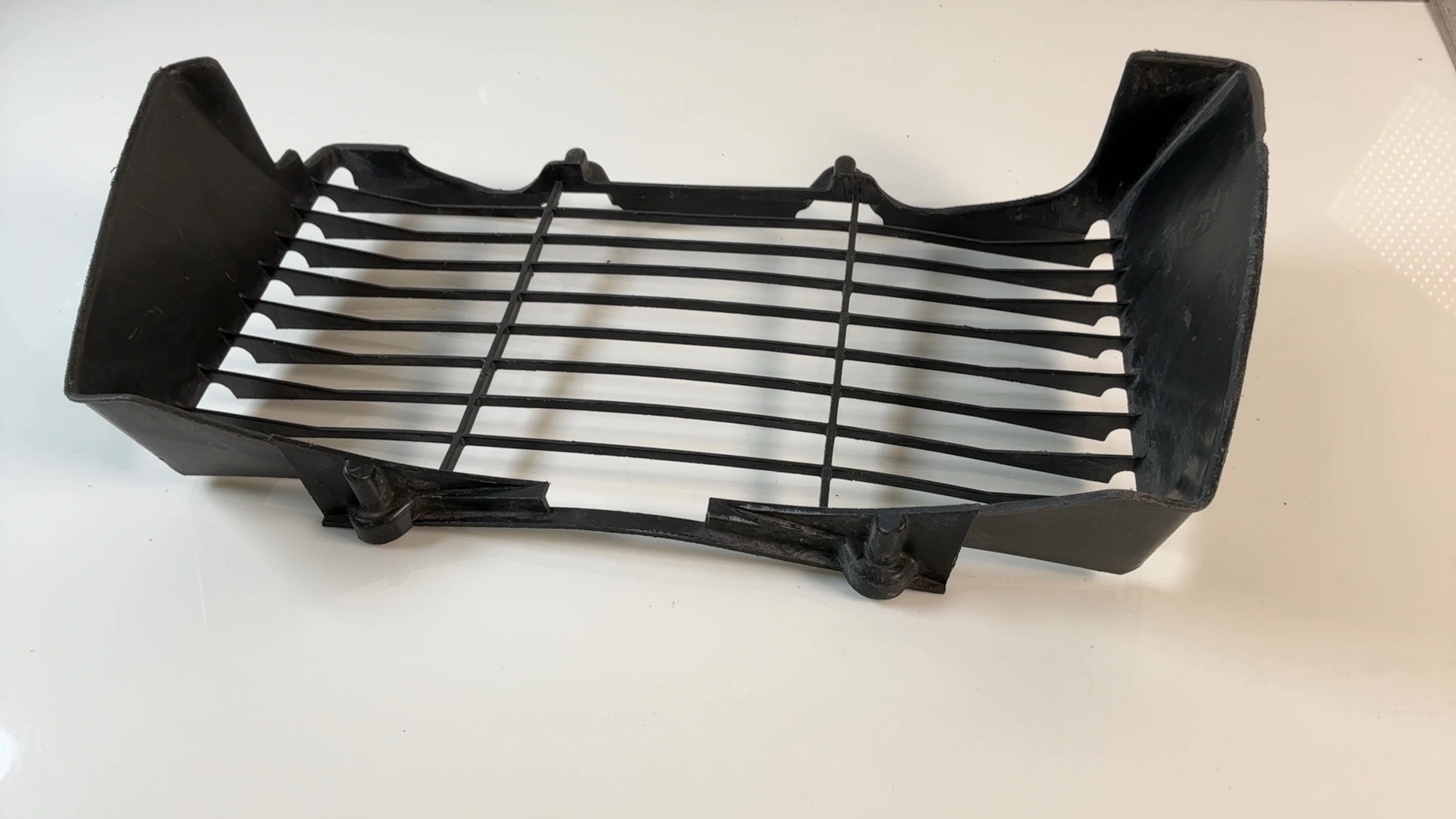 Yamaha FZR1000 Genesis 2GH 1000cc Radiator Grille Guard 1987-88 OEM 2GH-12467-00 - Image 5