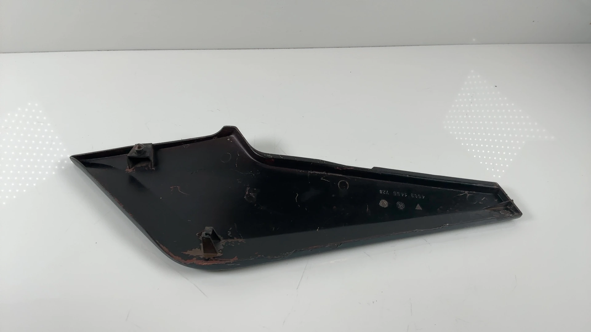BMW K75RT K75 740cc Right Side Fairing Cover 1989-1995 OEM 46631455726 - Image 4