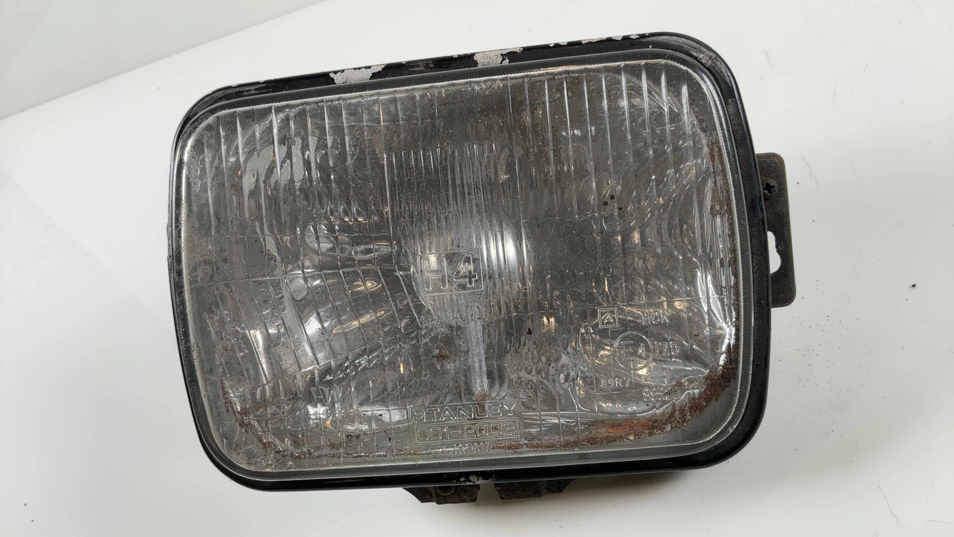 Honda Interceptor VF750F 750 Headlight 1983 1984 1985 OEM 33100-MB2-671 - Image 6