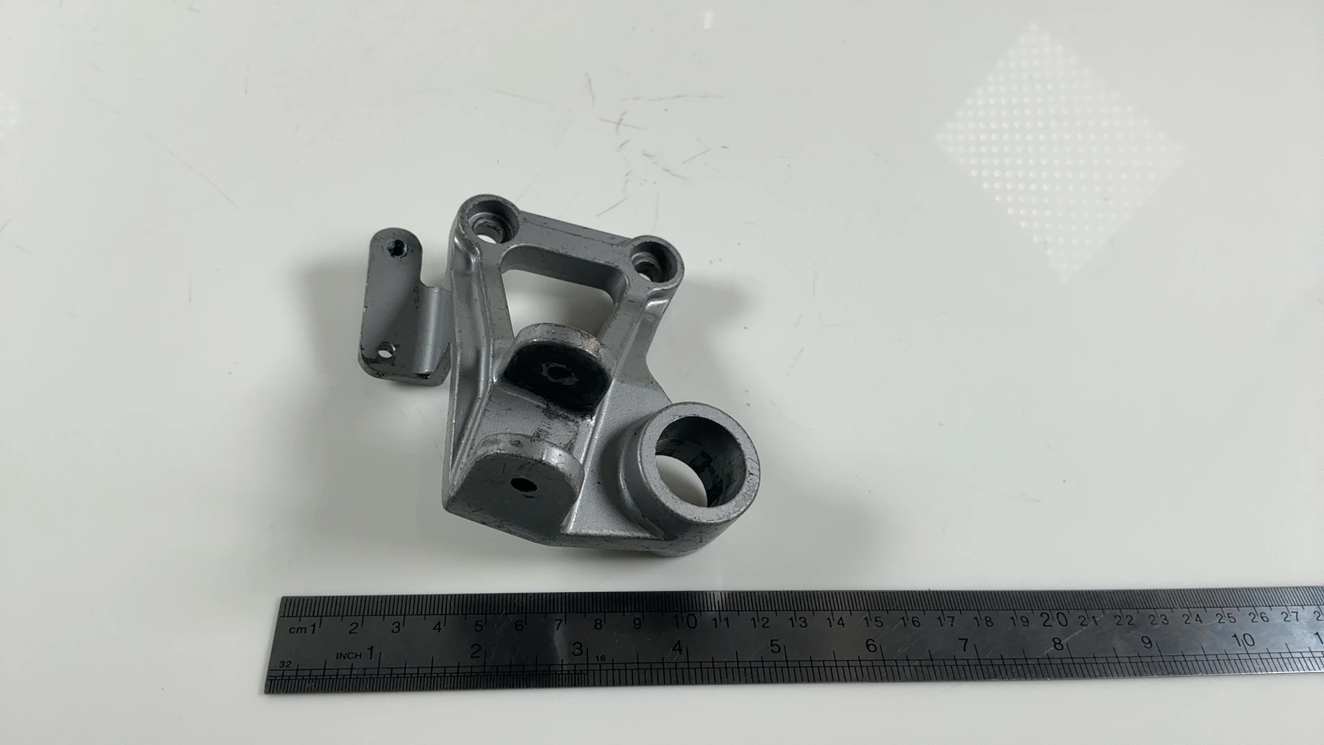 Kawasaki Ninja ZX600A 600cc Rear Right Footpeg Bracket 1985-1987 OEM 35011-1243 - Image 5