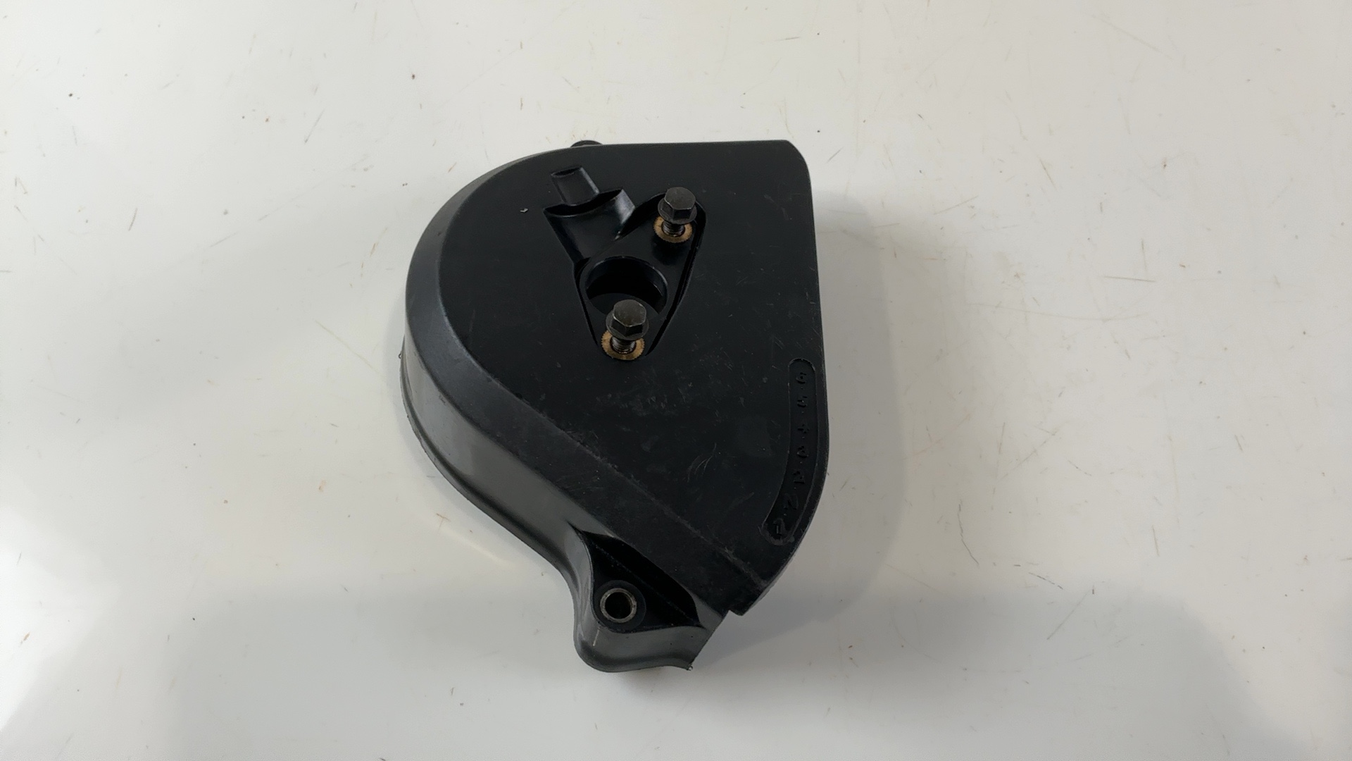 Honda CBR900RR Fireblade 900cc Front Sprocket Cover 1996-1997 OEM 11350-MAE-000 - Image 4
