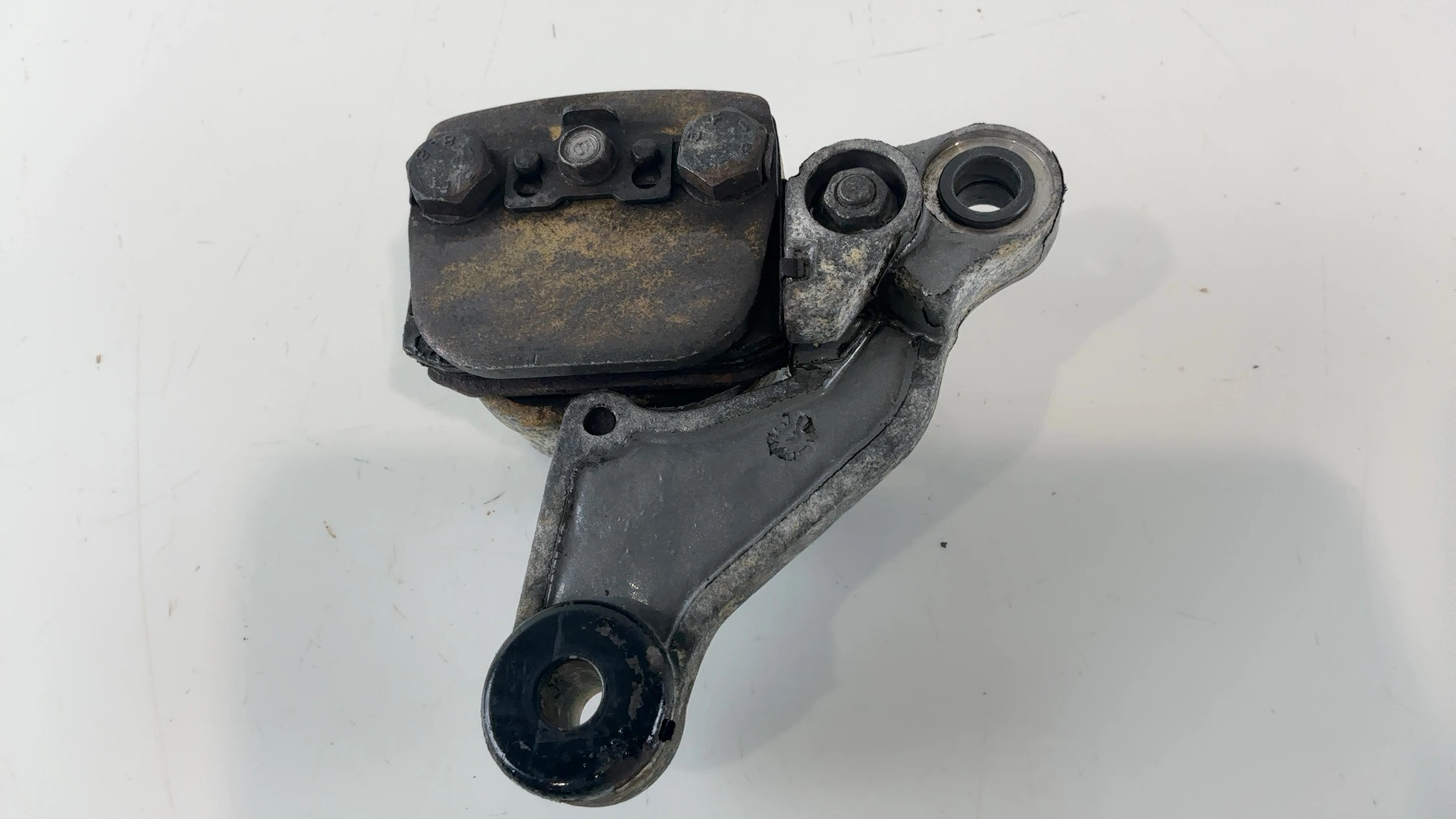 Honda Bali SJ50 50cc Front Brake Caliper 1993-2001 OEM 45100-GAV-701ZA - Image 2