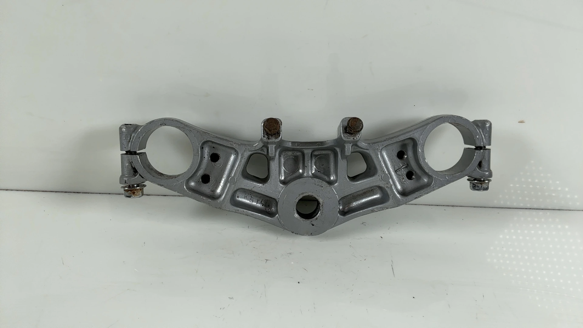 Kawasaki Ninja ZX600A 600cc Upper Fork Bridge Yoke 1985-1987 OEM 44039-1157 - Image 1