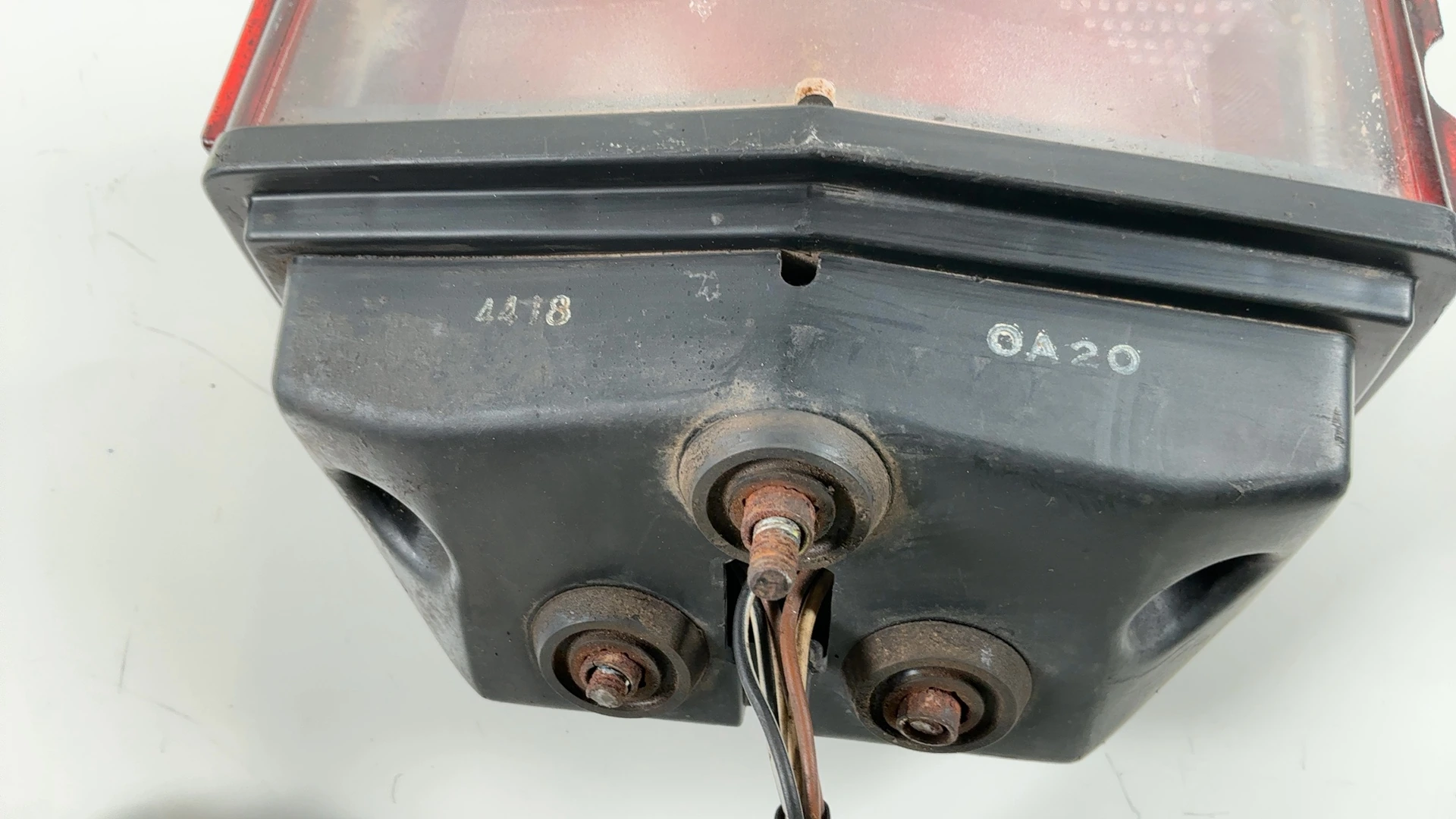 SUZUKI GSX400 1st Gen Tail Light 1980-1982 OEM 35710-32410 - Image 4