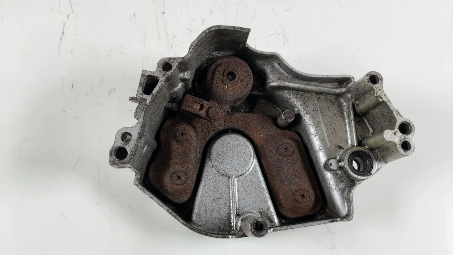 Yamaha FZR 600 3HE 600cc Front Sprocket Cover 1989-1995 OEM 2TK-15411-00-00 - Image 7