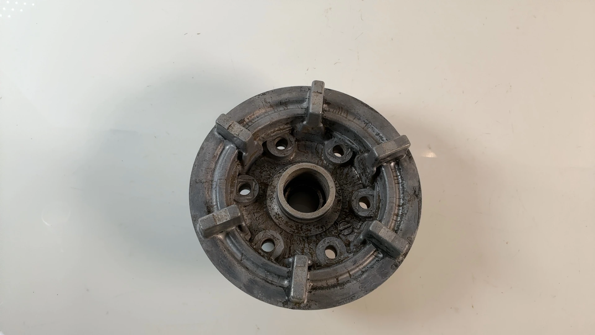 Suzuki GS750 GS750E 750cc Rear Sprocket Hub Carrier 1977-1979 OEM 64511-45001