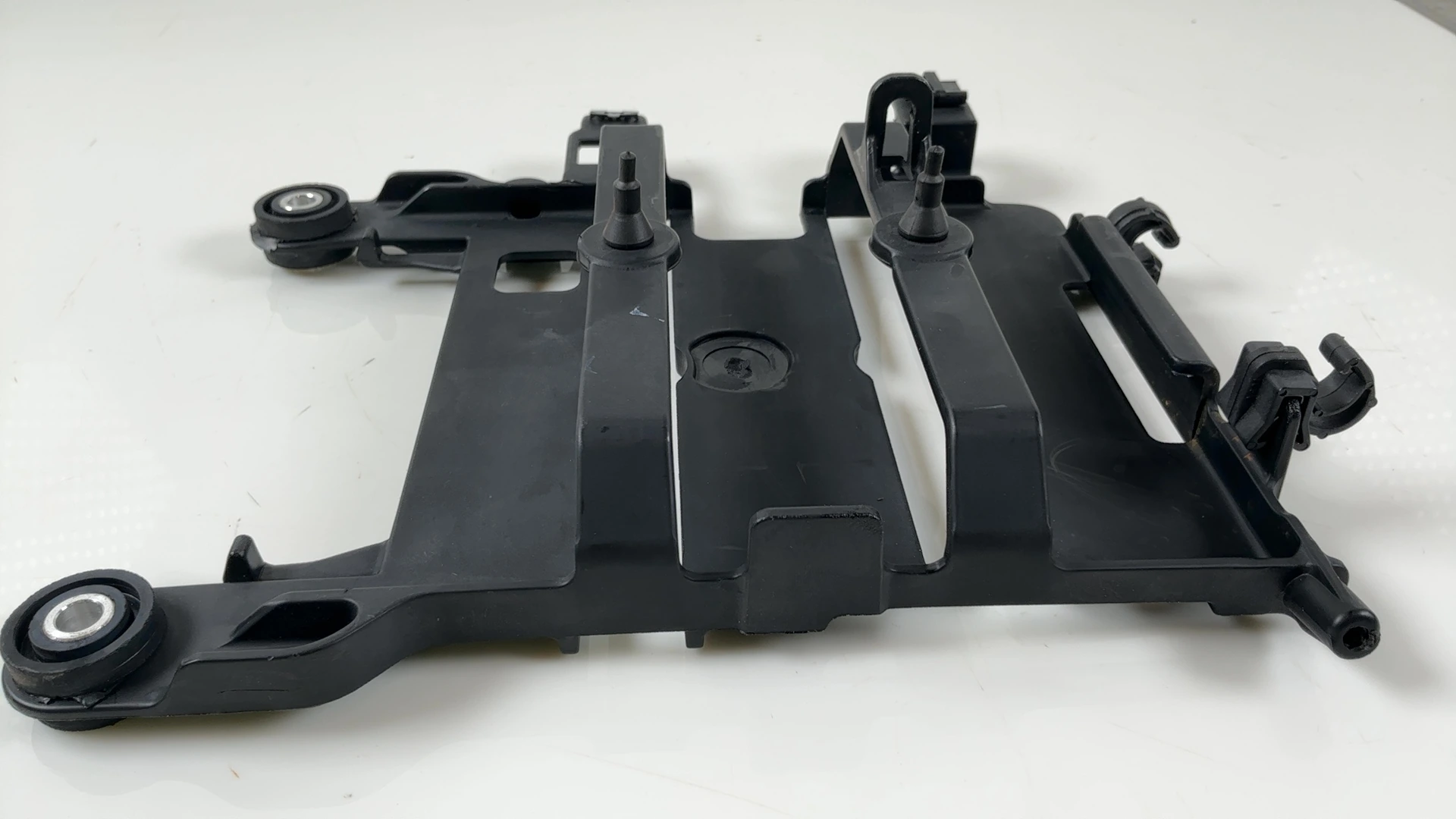 Aprilia RS 660 Tuono RSV4 V4 1100 ECU Cover Bracket 2025 2026 OEM 2B013553 - Image 4