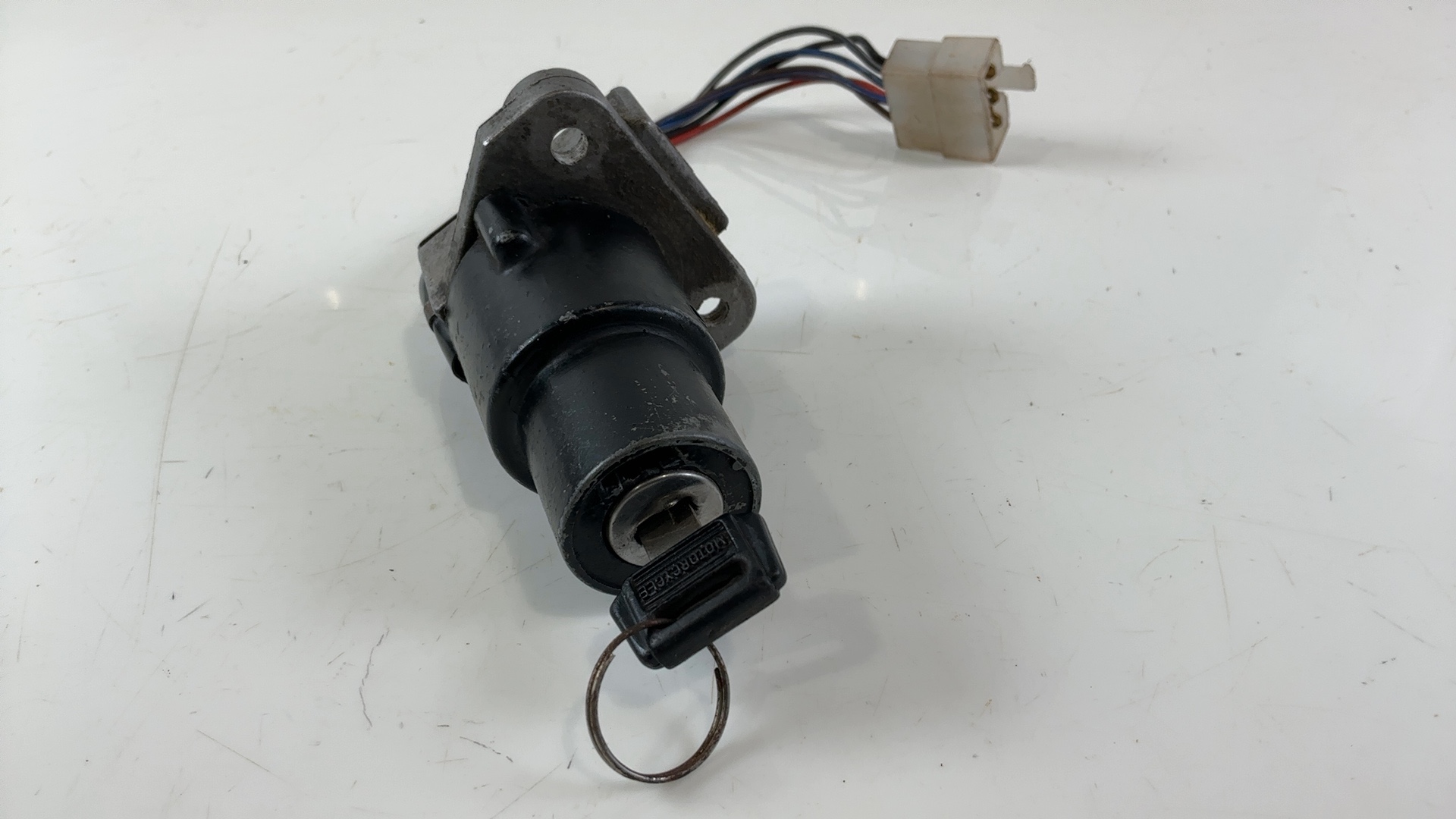 Yamaha RD125LC Mk1-Mk3 125cc Ignition Key Switch 1982-1987 OEM 4L0-82508-30