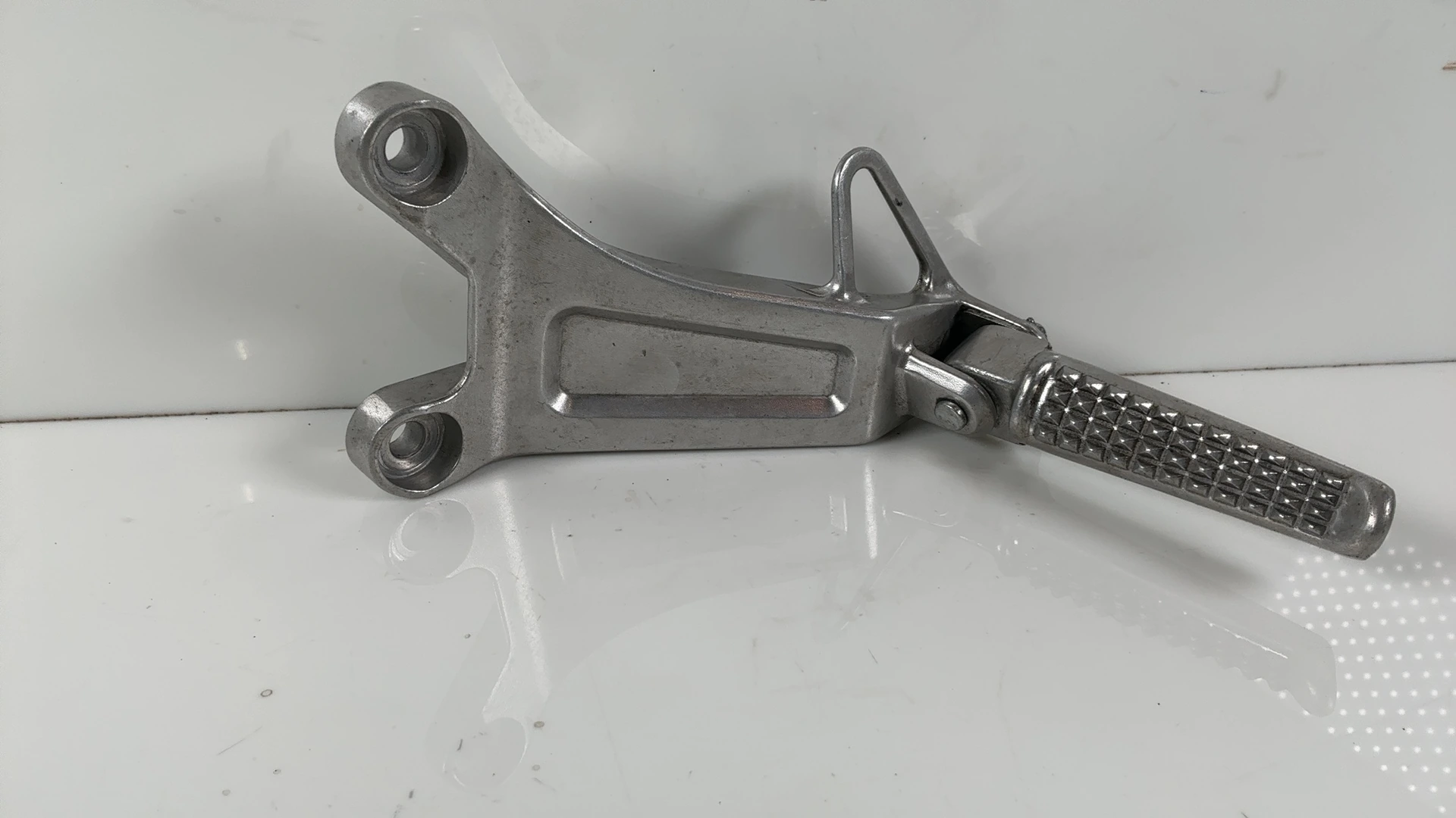 Honda CBR600RR PC37 600cc Left Passenger Foot Peg Bracket 2003-04 50760-MEE-000