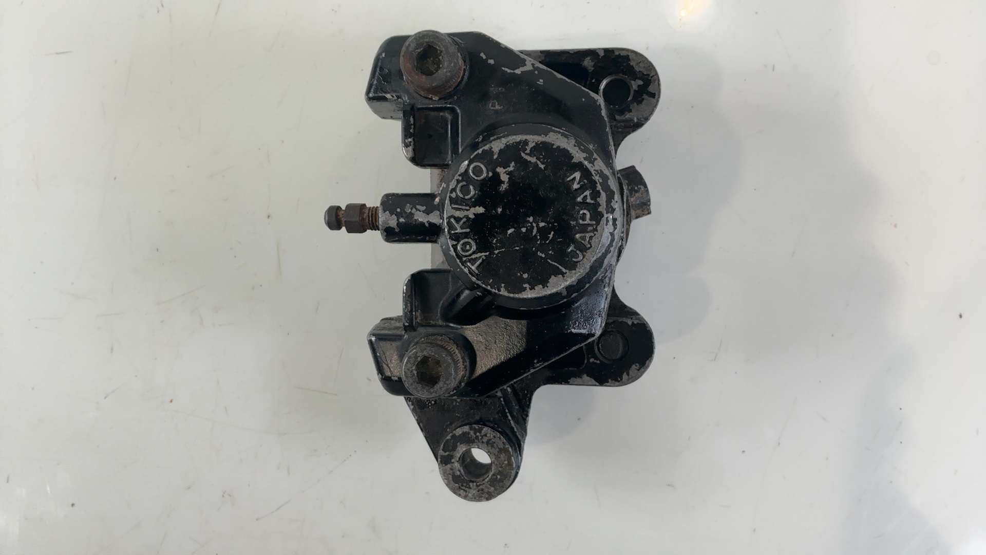 Suzuki Madura GV1200 1200 Rear Brake Caliper 1985 1986 OEM 69100-05A02