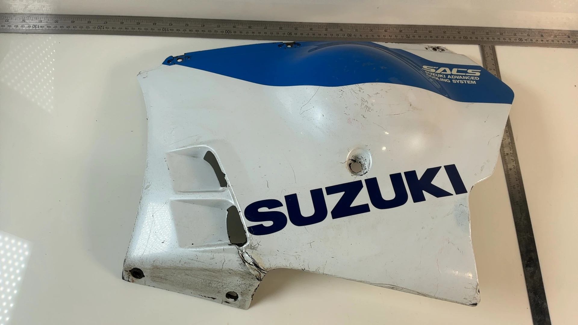 Suzuki GSX-R GSXR 750 1100 Left Lower Fairing Cowl 1988-1989 OEM 94481-17C0 - Image 3