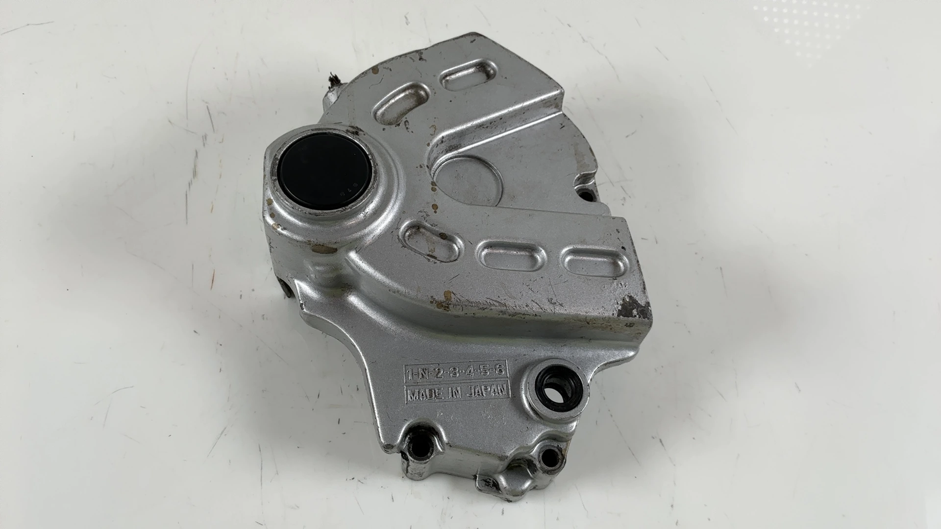 Yamaha FZR 600 3HE 600cc Front Sprocket Cover 1989-1995 OEM 2TK-15411-00-00