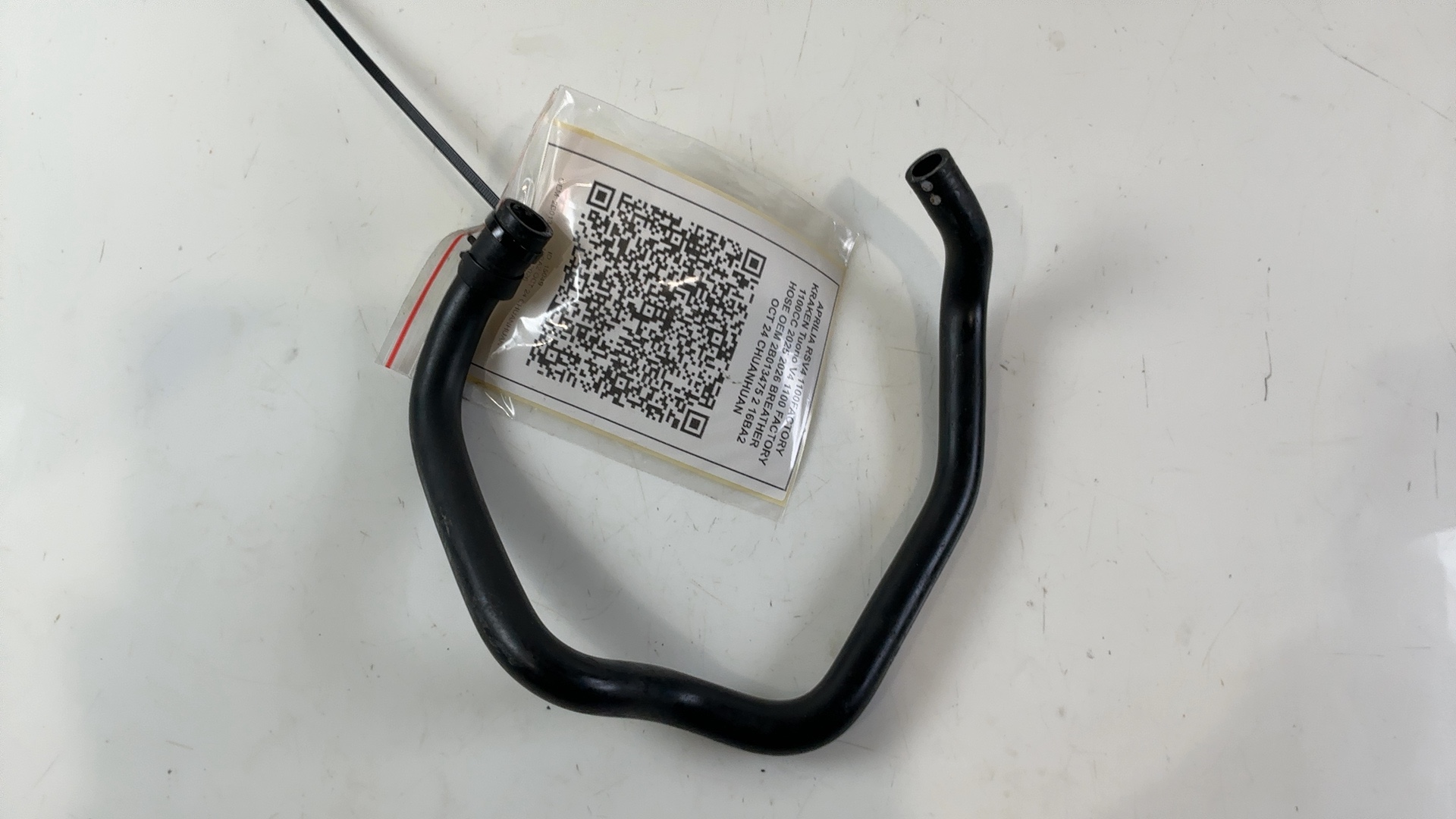 Aprilia RSV4 Tuono V4 1100 Engine Breather Hose 2021-2026 OEM 2B013475 - Image 2