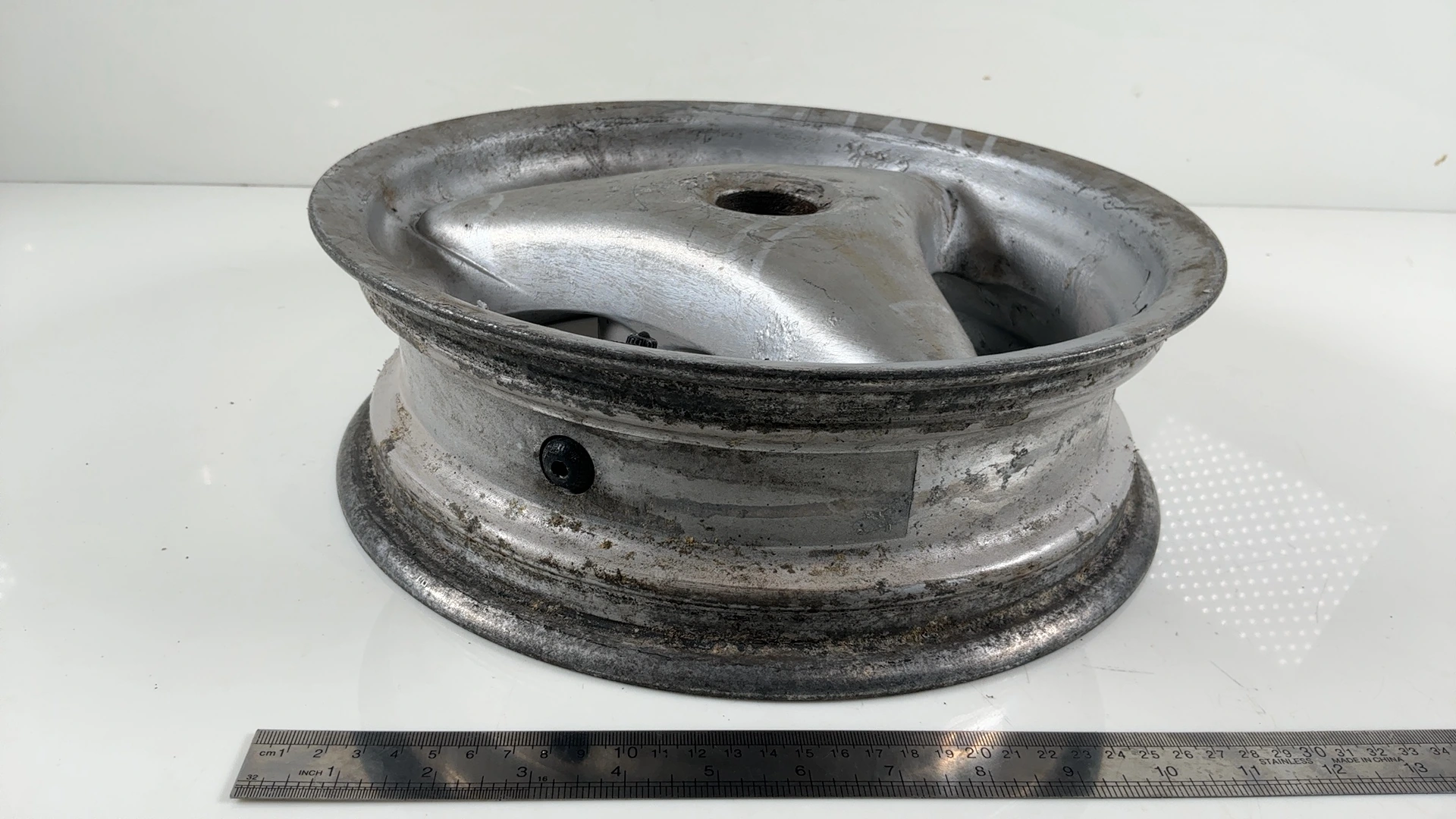 Yamaha Neo's YN50 Front Wheel Rim 2002-2006 OEM 5AD-F5168-00-3C Grimeca GR086LGR - Image 5
