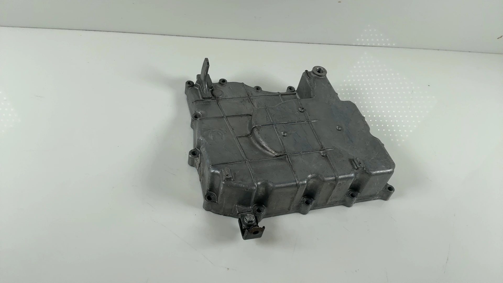 Honda Hornet 919 CB900F 900cc Oil Pan Sump 2002-2007 OEM 11210-MCZ-000 - Image 3