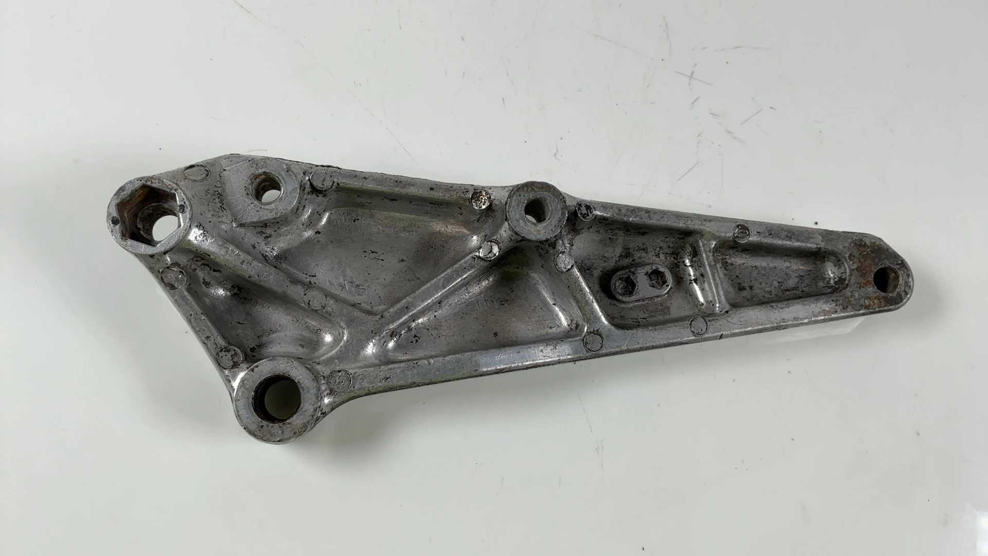 Honda CB250N Super Dream 250cc Left Footrest Bracket 1978-1984 OEM 50700-443-611 - Image 7