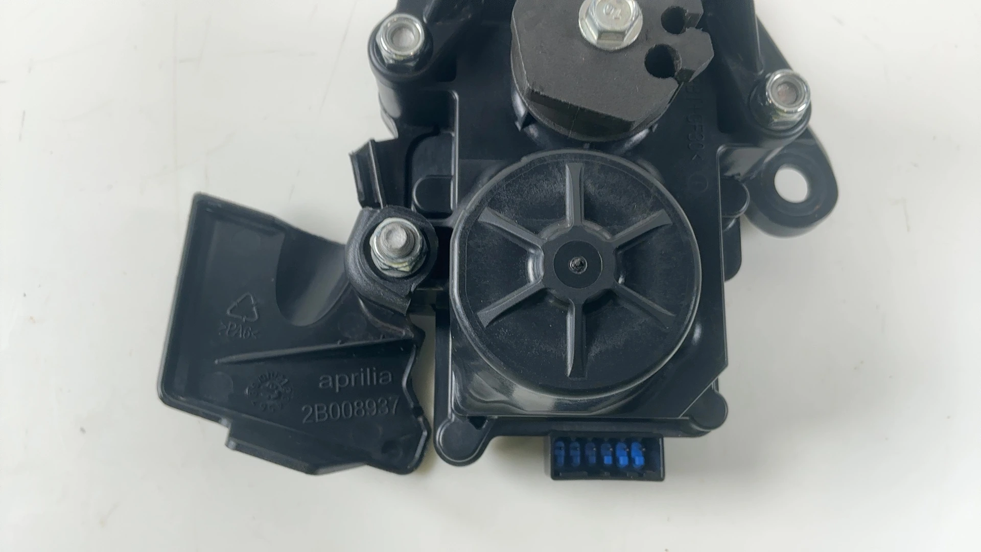 Aprilia RSV4 Factory 1100 Exhaust Valve Control Motor 2025 2026 OEM 2D000263 - Image 4