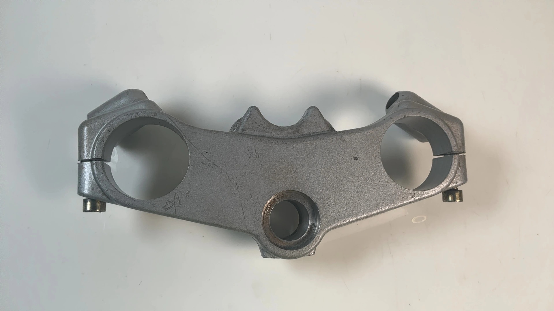 Peugeot XR6 Sport 50cc Upper Triple Tree Top Fork Clamp Yoke 2002-04 OEM 753906
