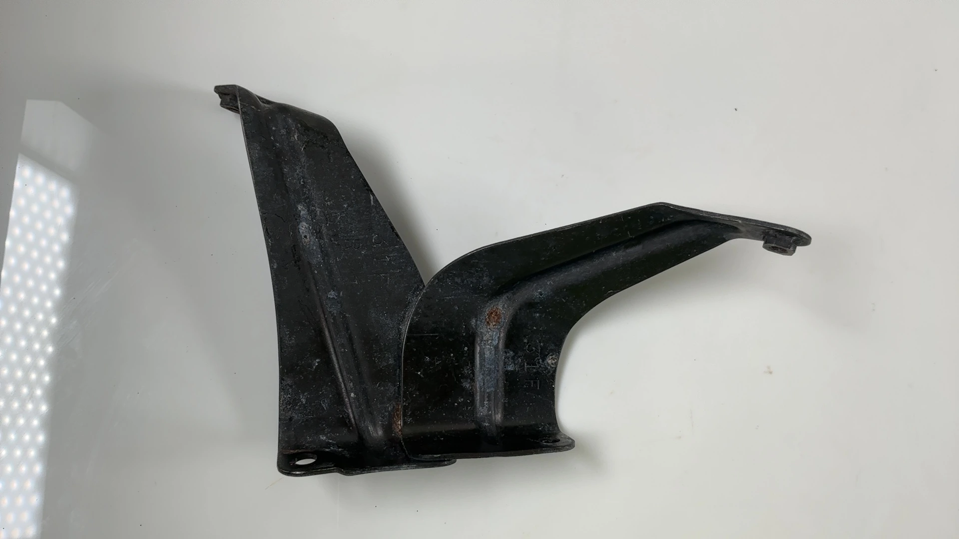 Suzuki Bandit GSF600S GSF600 600cc Fairing Cowl Bracket 1996-99 OEM 94540-31F00 - Image 2