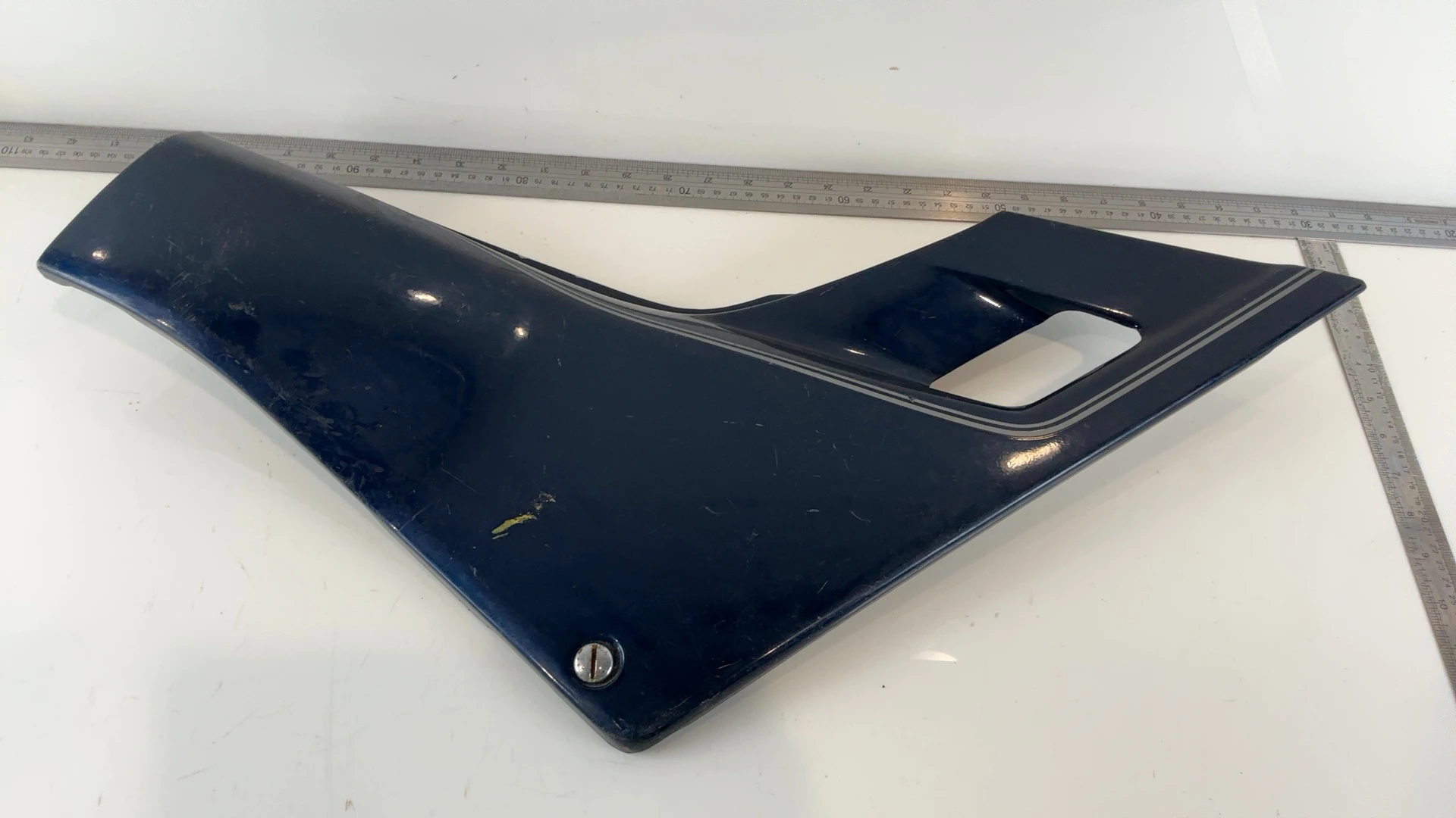 Honda VFR Interceptor VFR750 VFR700 Right Cover Fairing 1986 1987 83600-ML7-0000 - Image 3