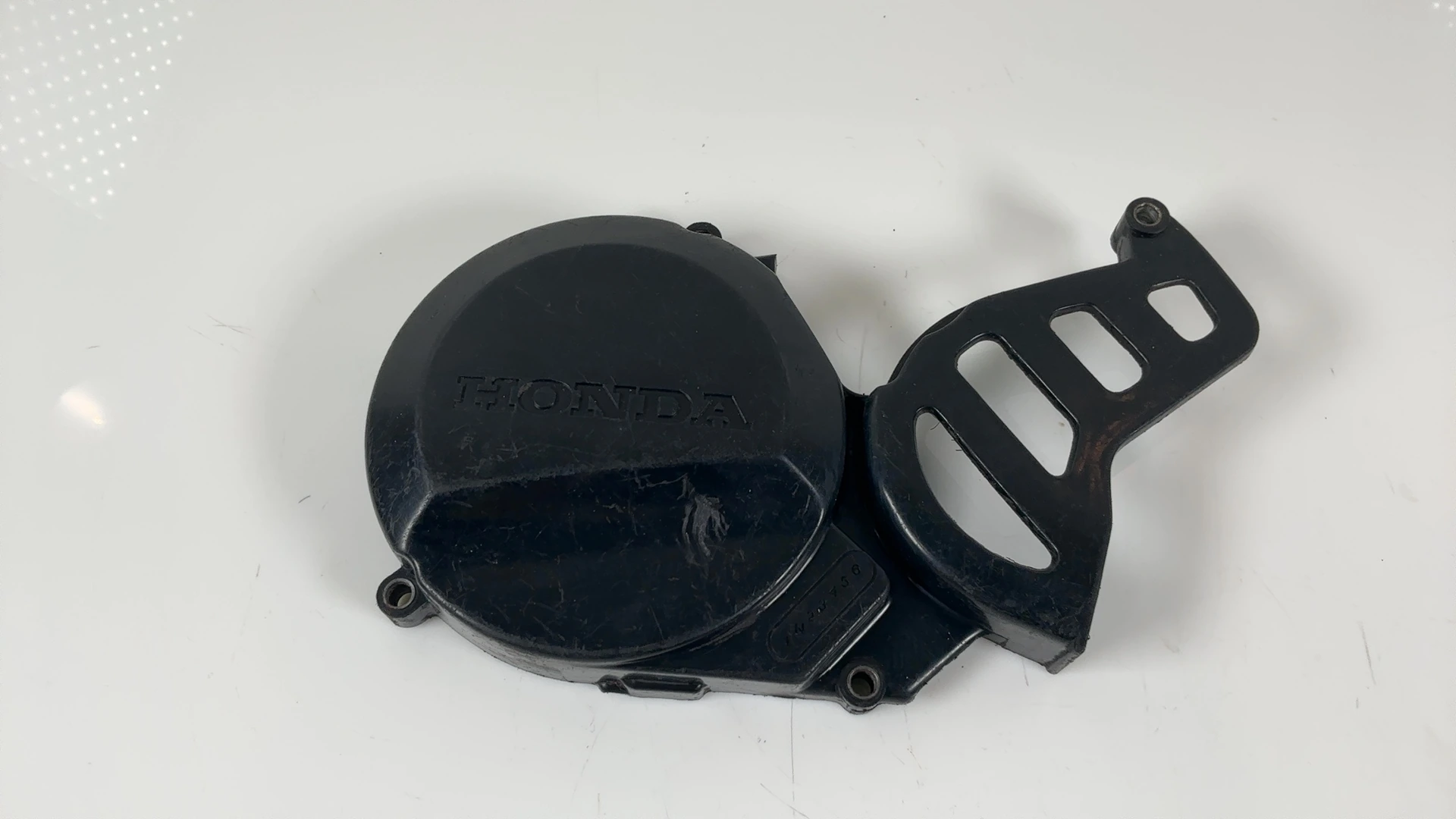 Honda MTX125R JD05 125cc Stator Generator Sprocket Cover 1983-1986 11340-KE1-000