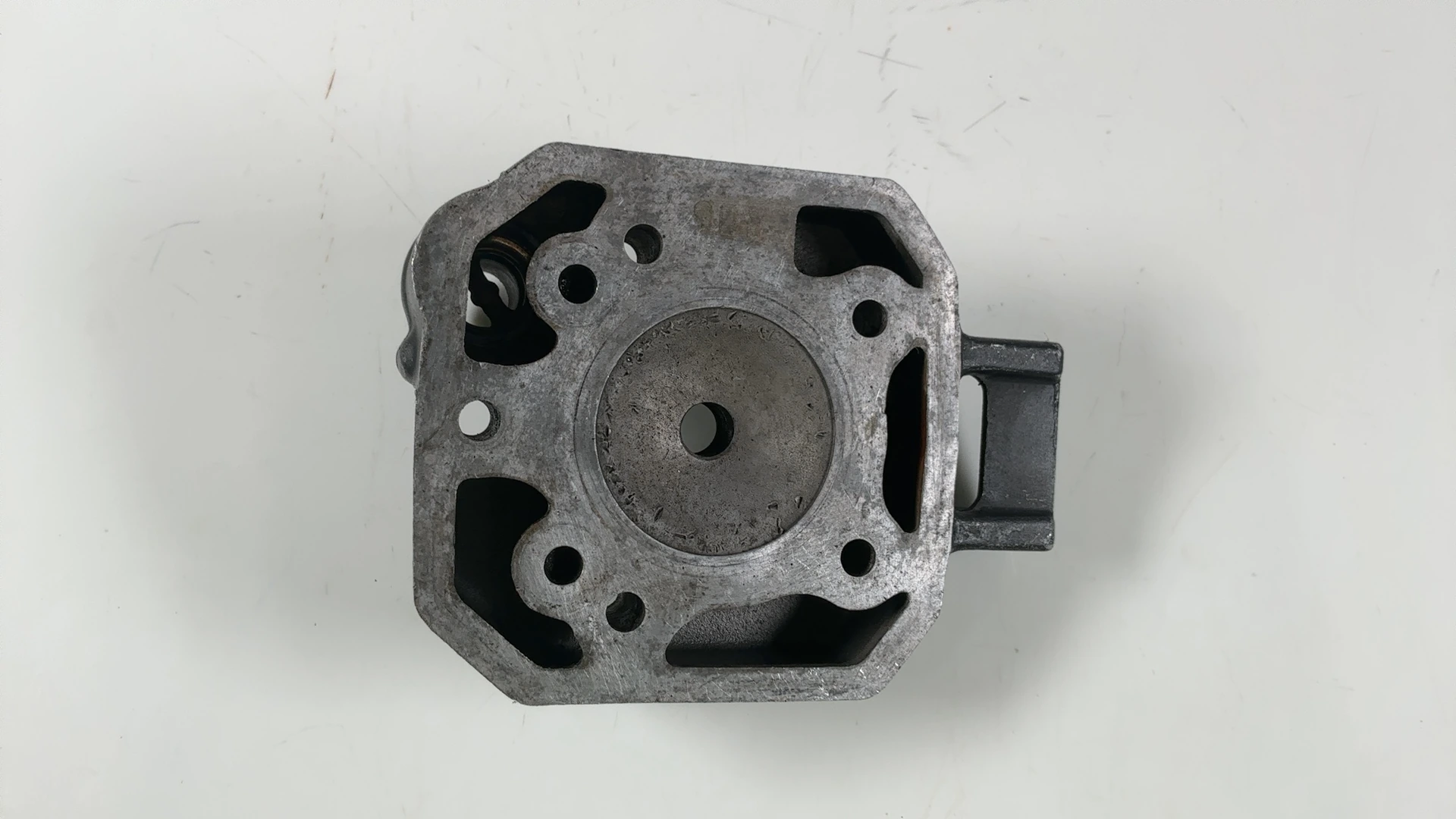 Kawasaki KMX 125 KMX125 125cc Cylinder Head 1986-2003 OEM 11001-1235 - Image 7
