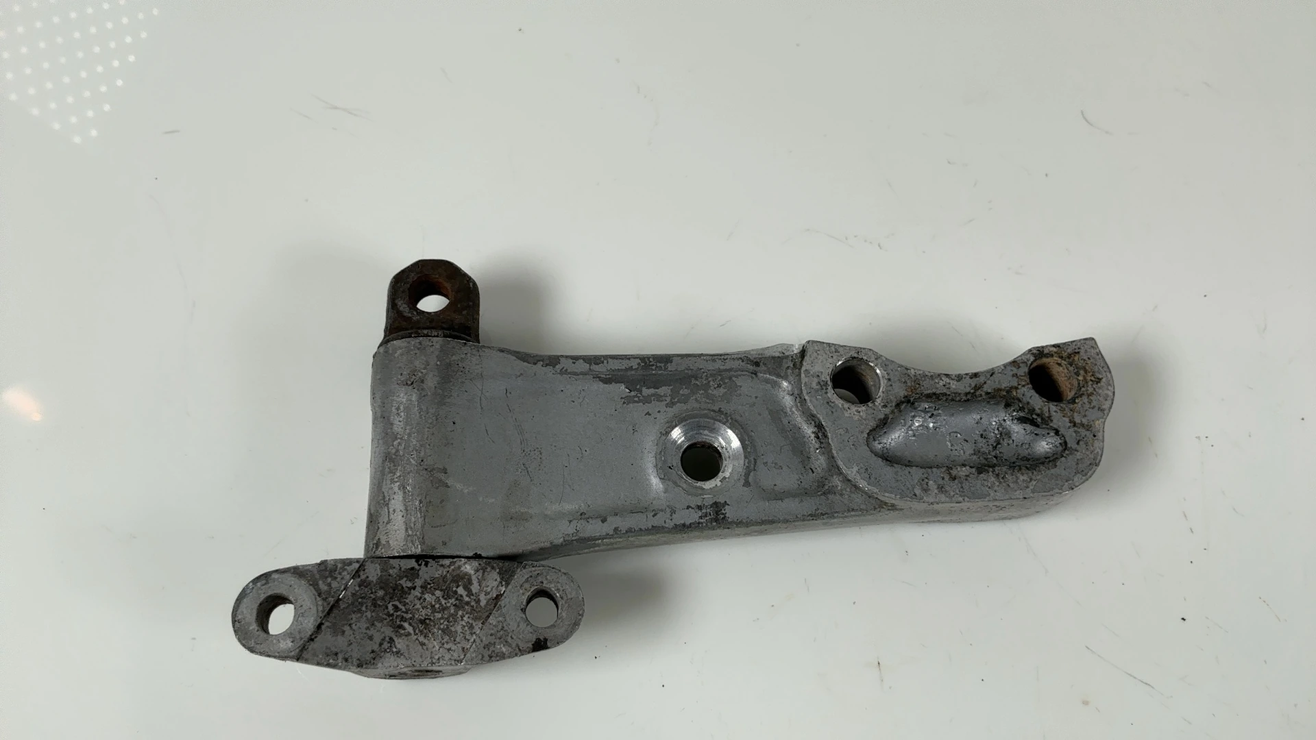 Honda CB450K CB450 450cc Front Brake Caliper Bracket 1972-1974 OEM 45115-323-010 - Image 4