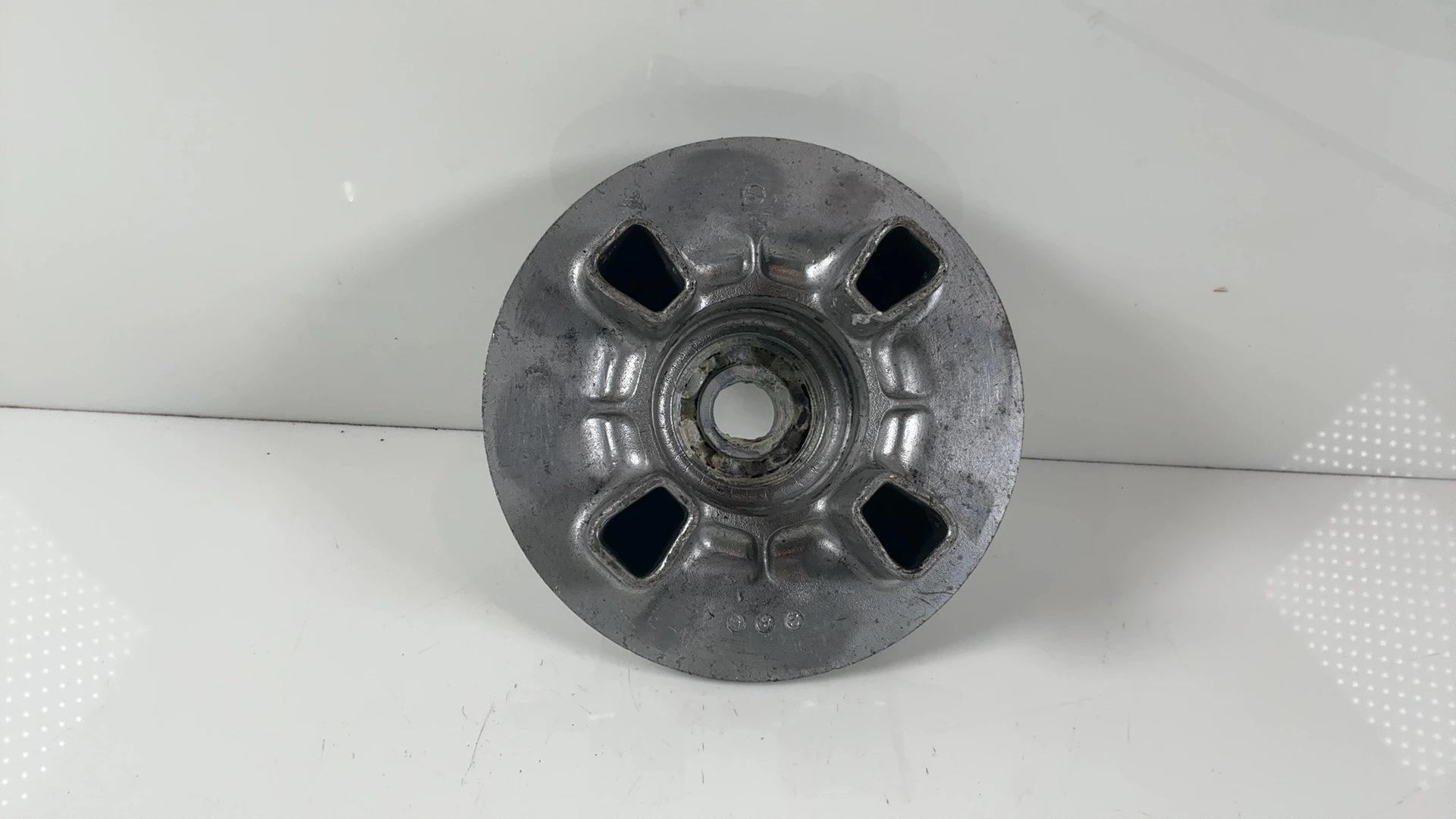 Honda CB750 Four 750cc Rear Sprocket Drive Hub Carrier 1969-76 OEM 42609-341-000