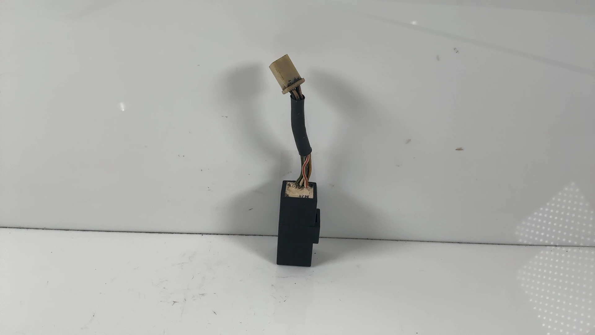 Yamaha SR500 500CC Turn Signal Flasher Canceling Relay 1978-81 OEM 1A0-83395-03 - Image 1