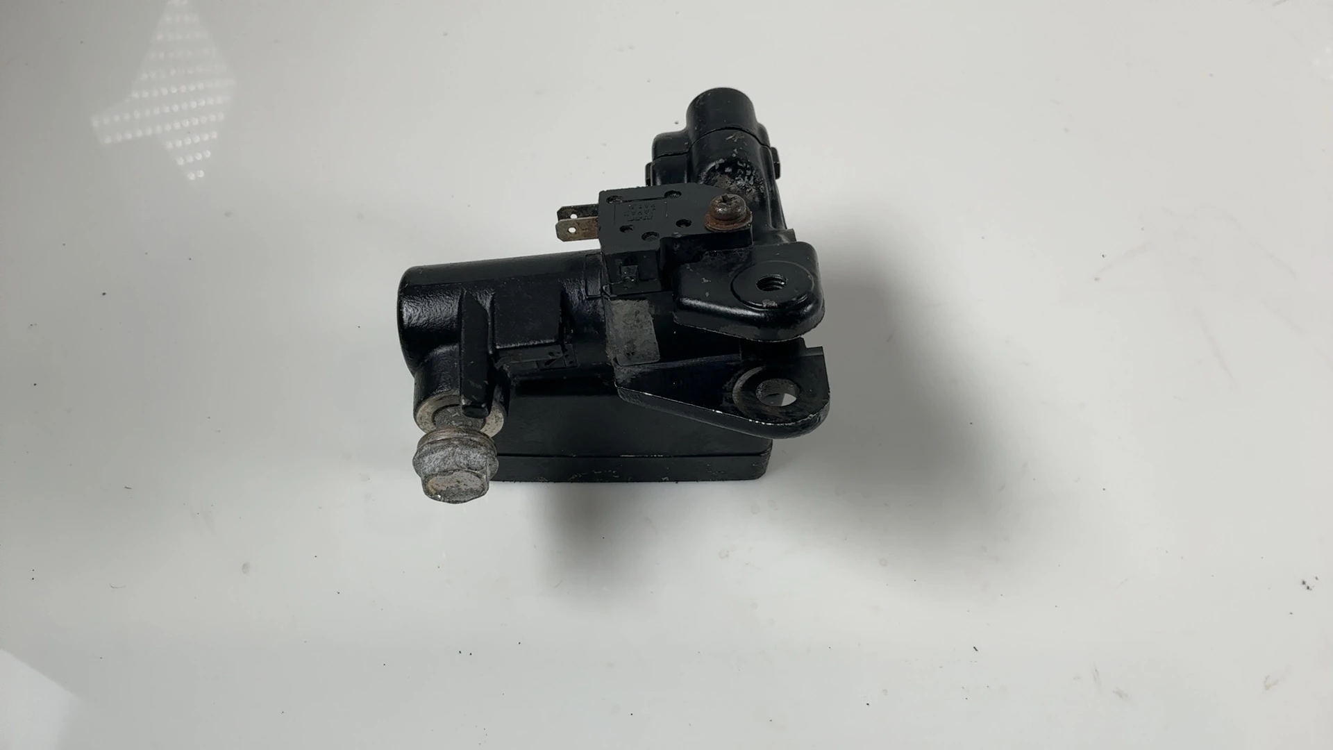 Kawasaki Ninja EX500 EX500D Front Brake Master Cylinder 1994-2009 OEM 43015-1479 - Image 2