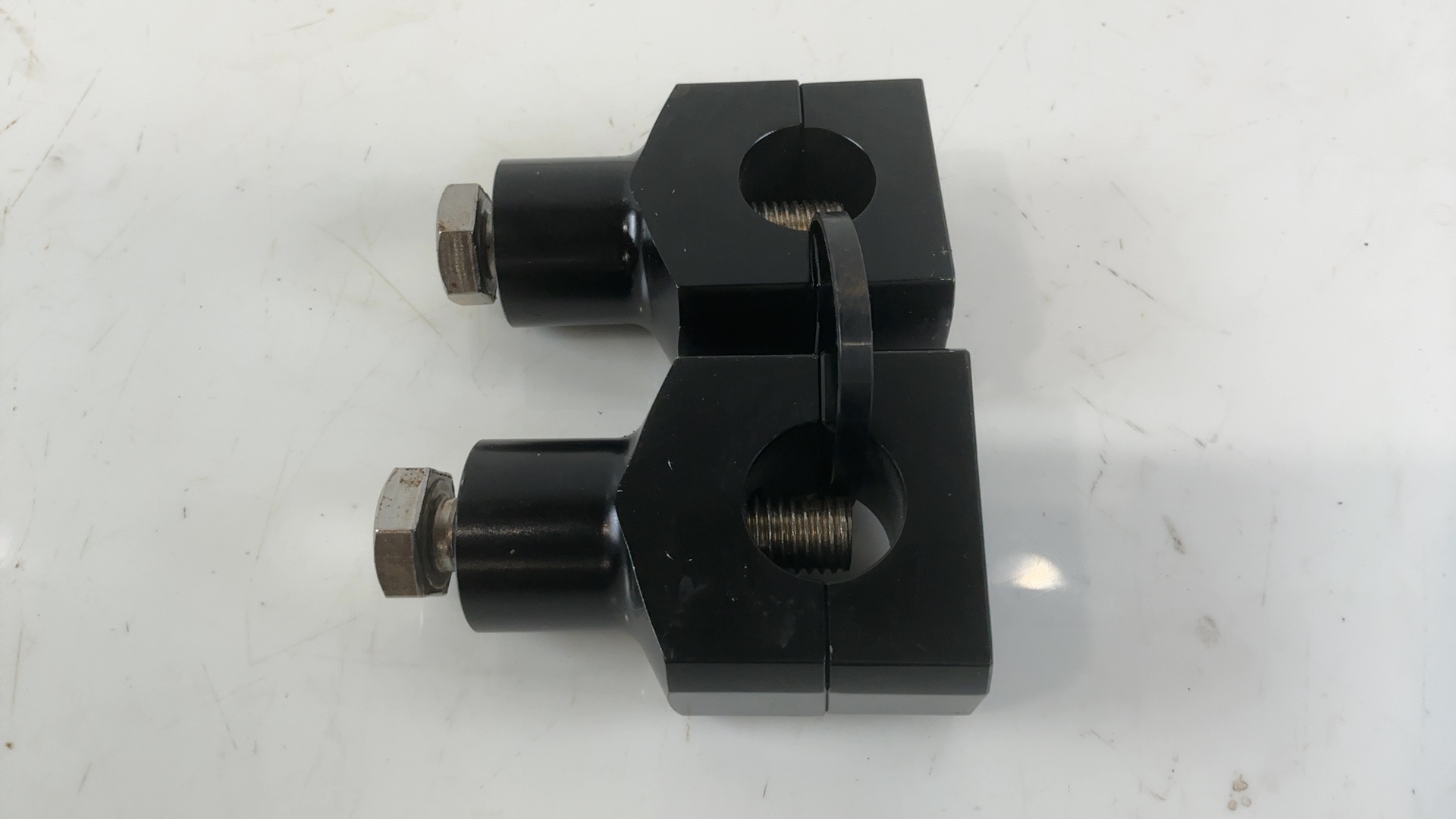 Harley Sportster Custom XL1200C Handlebar Riser Clamp 2008-2016 OEM 55900023 - Image 2