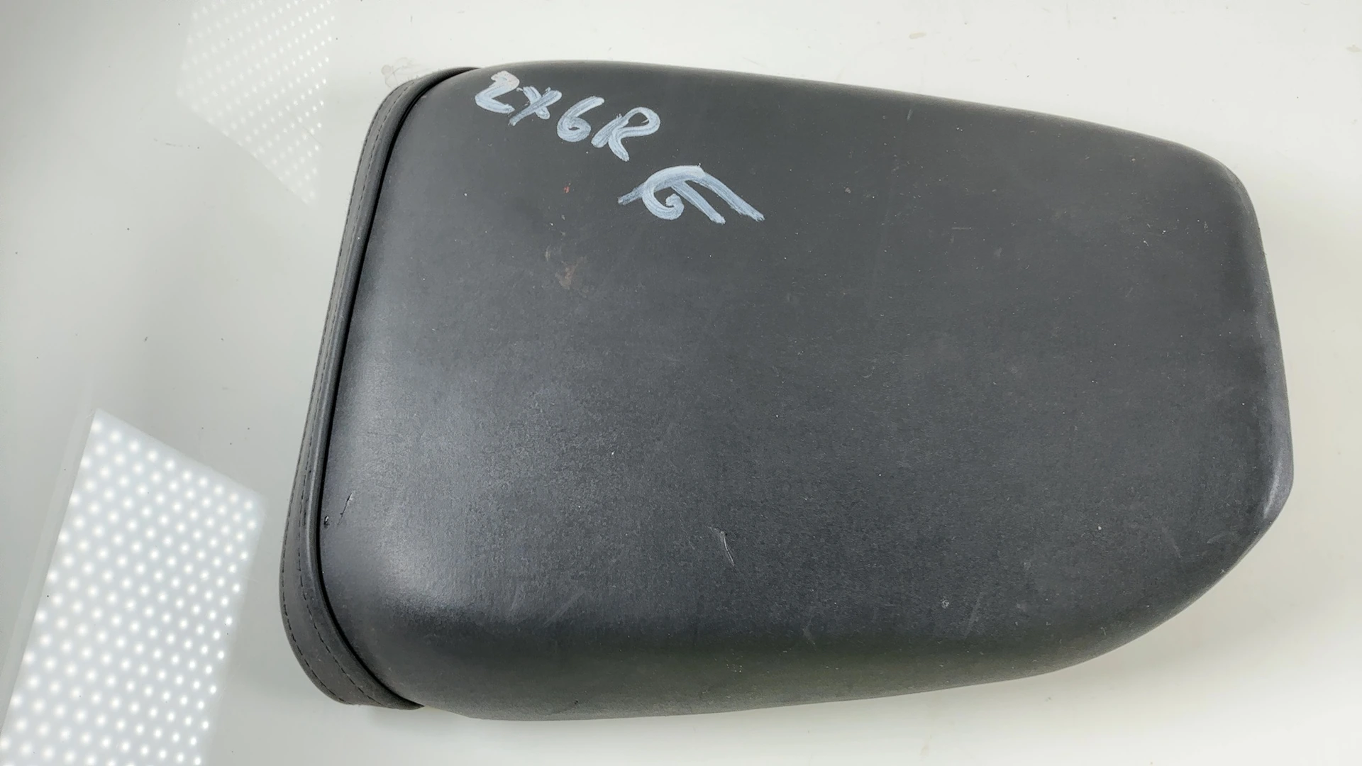 Kawasaki ZXR400 ZX400L 400cc Rear Passenger Seat 1991-1999 OEM 53001-1645