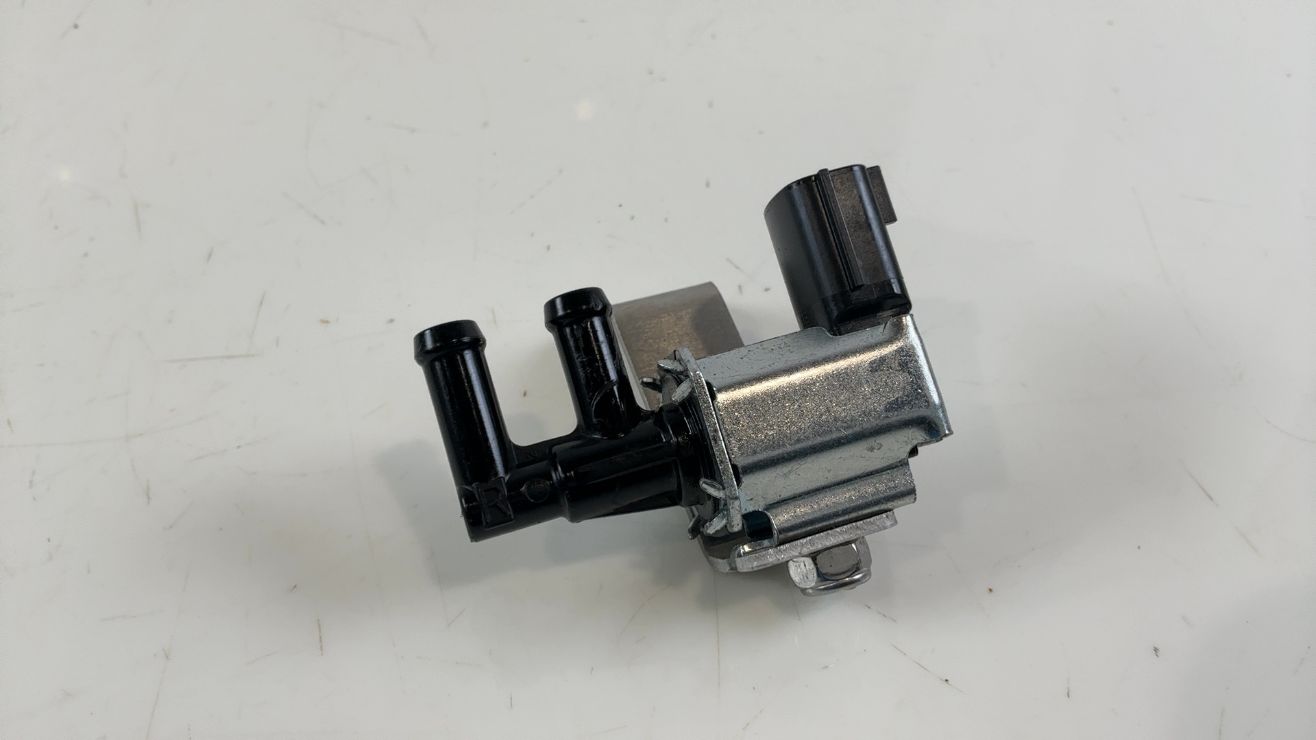 Aprilia RS 660 Factory RS660 660cc Air Valve Solenoid 2024 2026 OEM 1B008603 - Image 5
