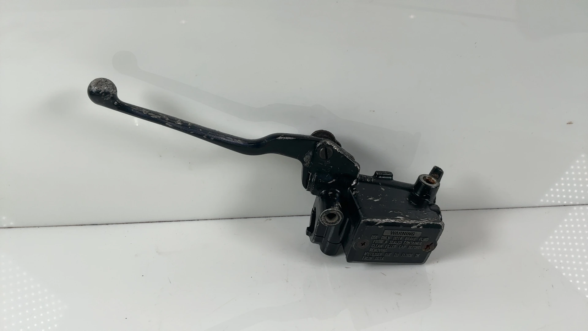 Kawasaki Ninja ZX900-B 900cc Front Brake Master Cylinder 1994-97 OEM 43015-1499